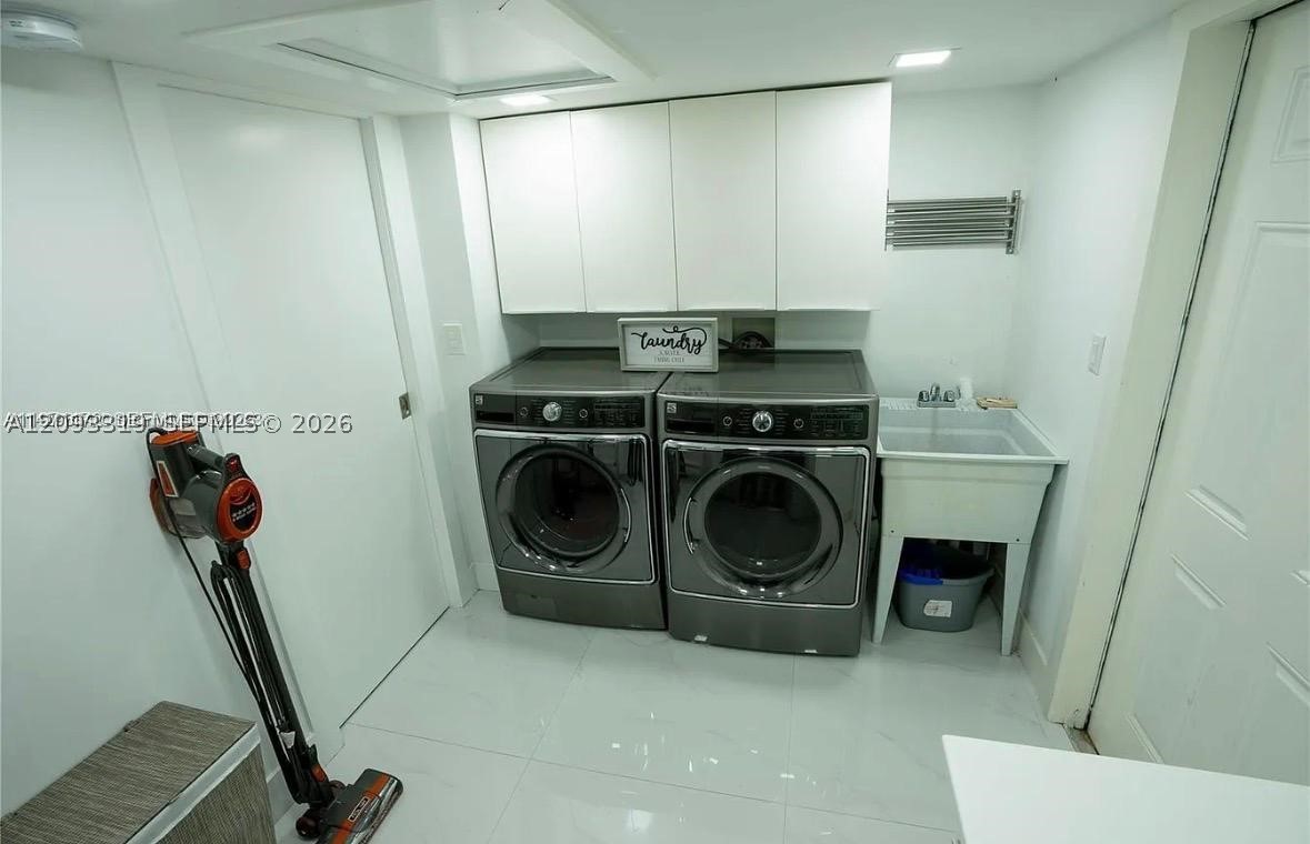 Hallandale Beach FL 33009 - A12093319
