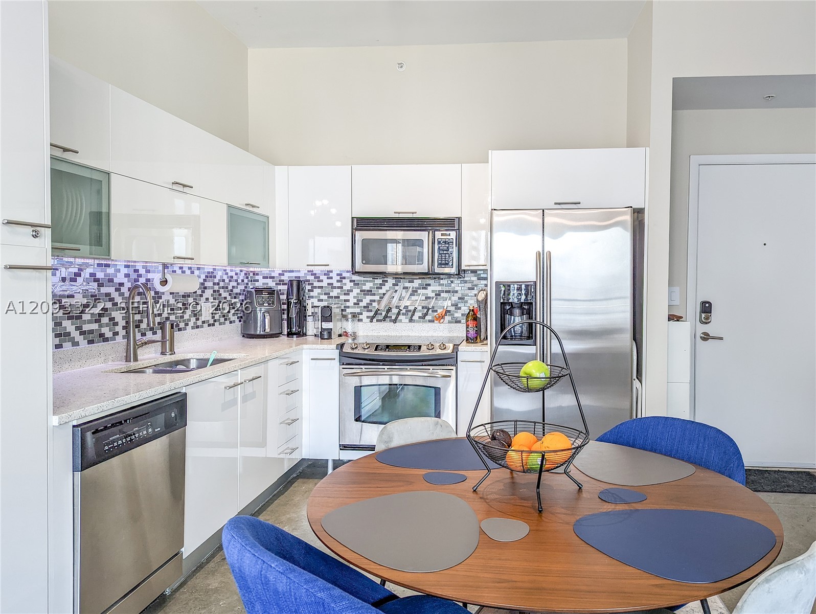 133 NE 2nd Ave #2607, Miami FL 33132