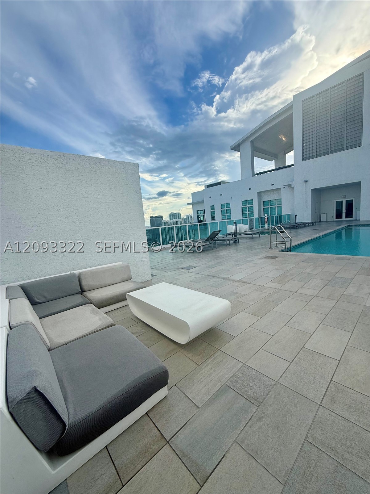 133 NE 2nd Ave #2607, Miami FL 33132