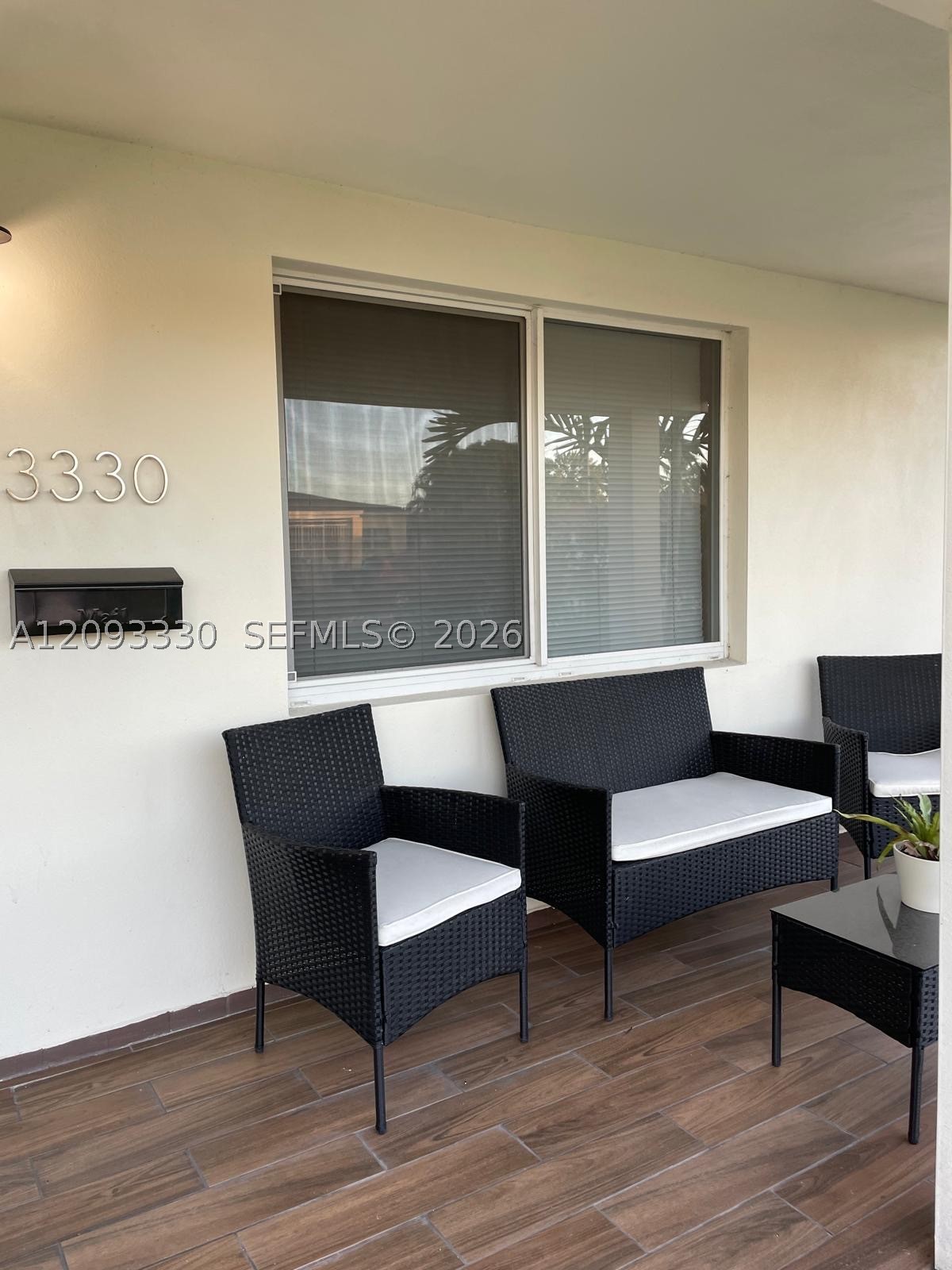 3330 NW 18th St, Miami FL 33125