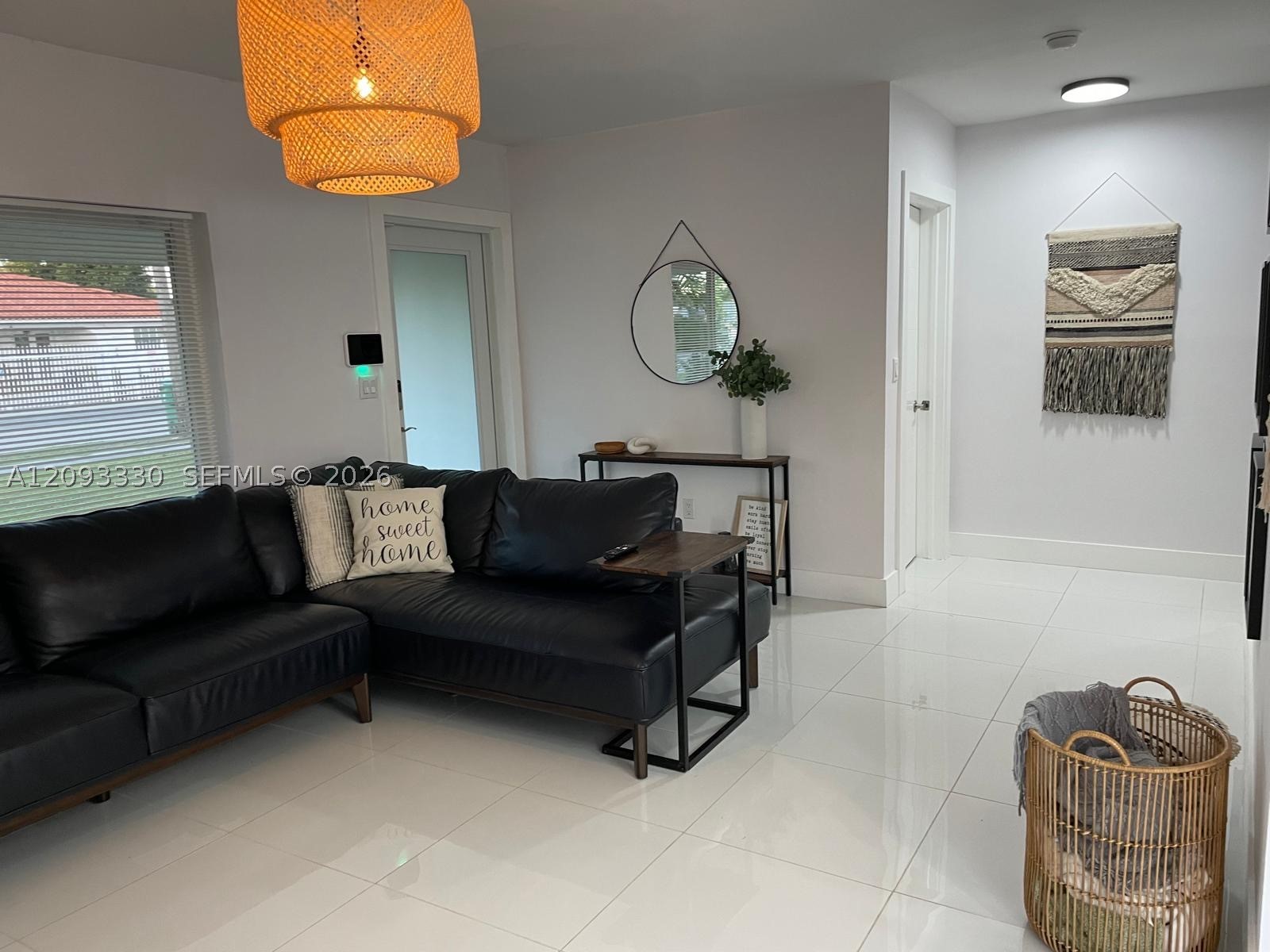 3330 NW 18th St, Miami FL 33125