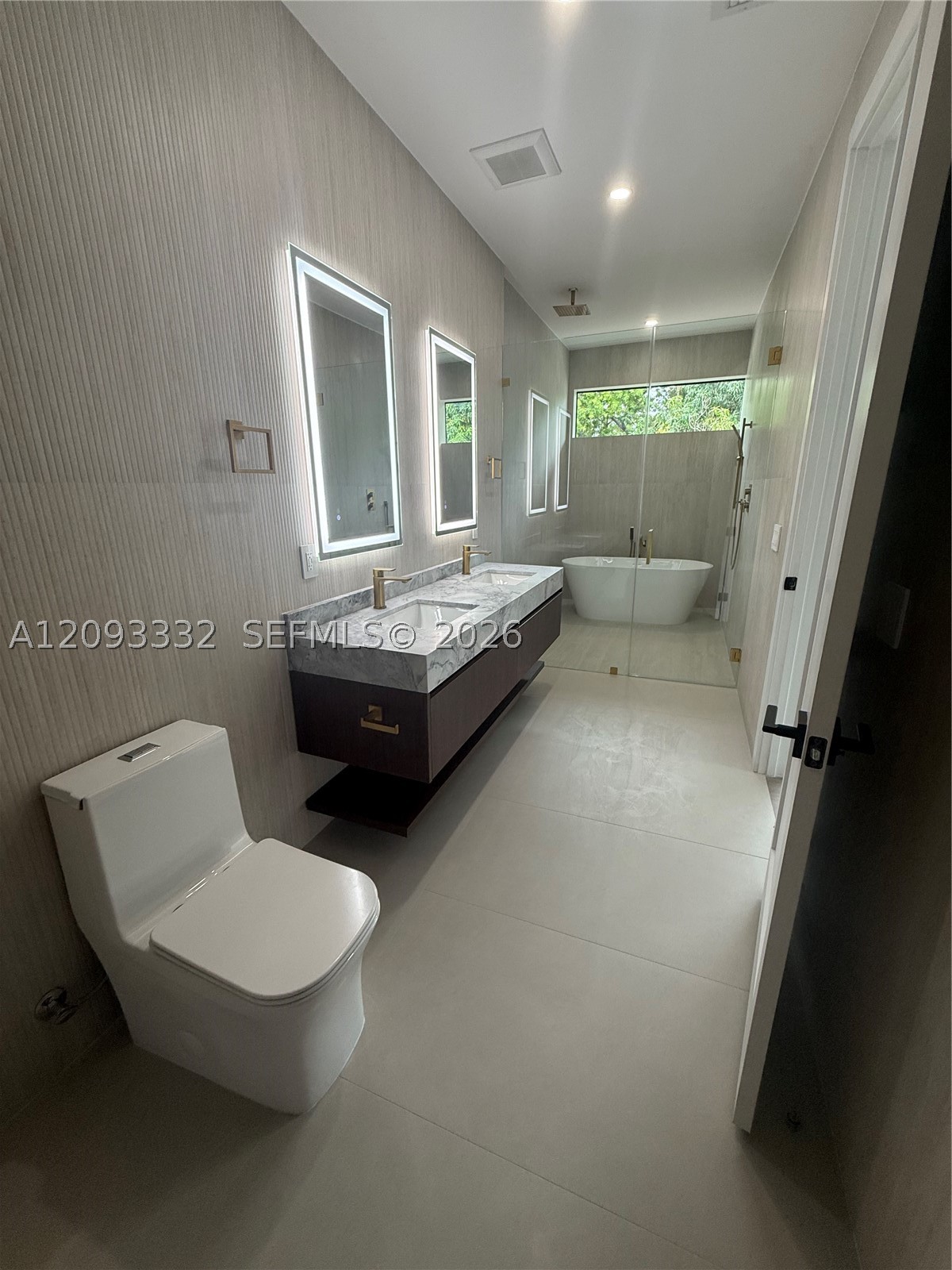 353 SW 23rd Rd, Miami FL 33129