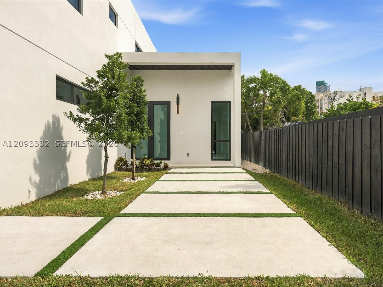 353 SW 23rd Rd, Miami FL 33129