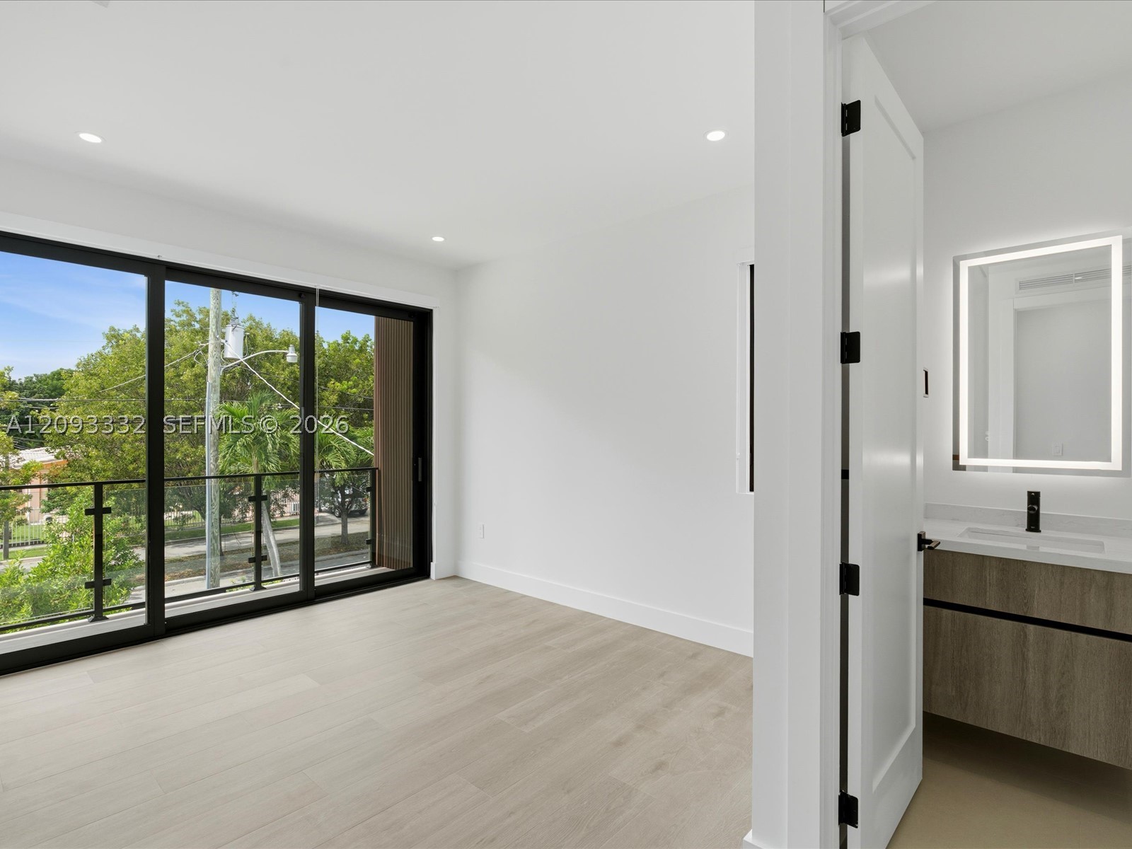 353 SW 23rd Rd, Miami FL 33129