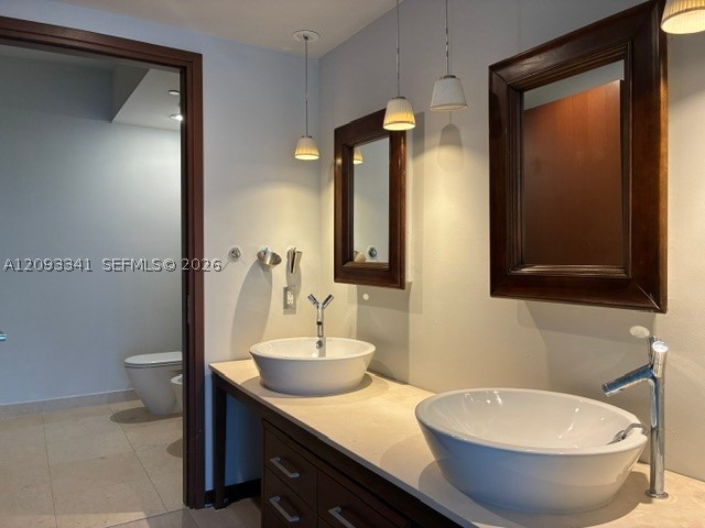 450 Alton Rd #1608, Miami Beach FL 33139