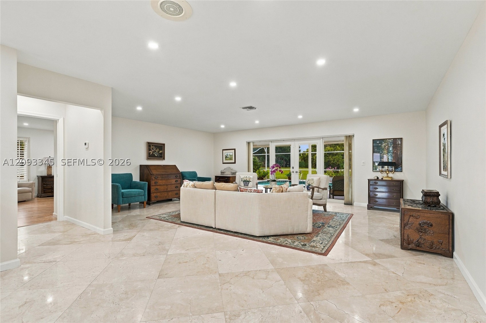 444 Glenbrook Dr, Atlantis FL 33462