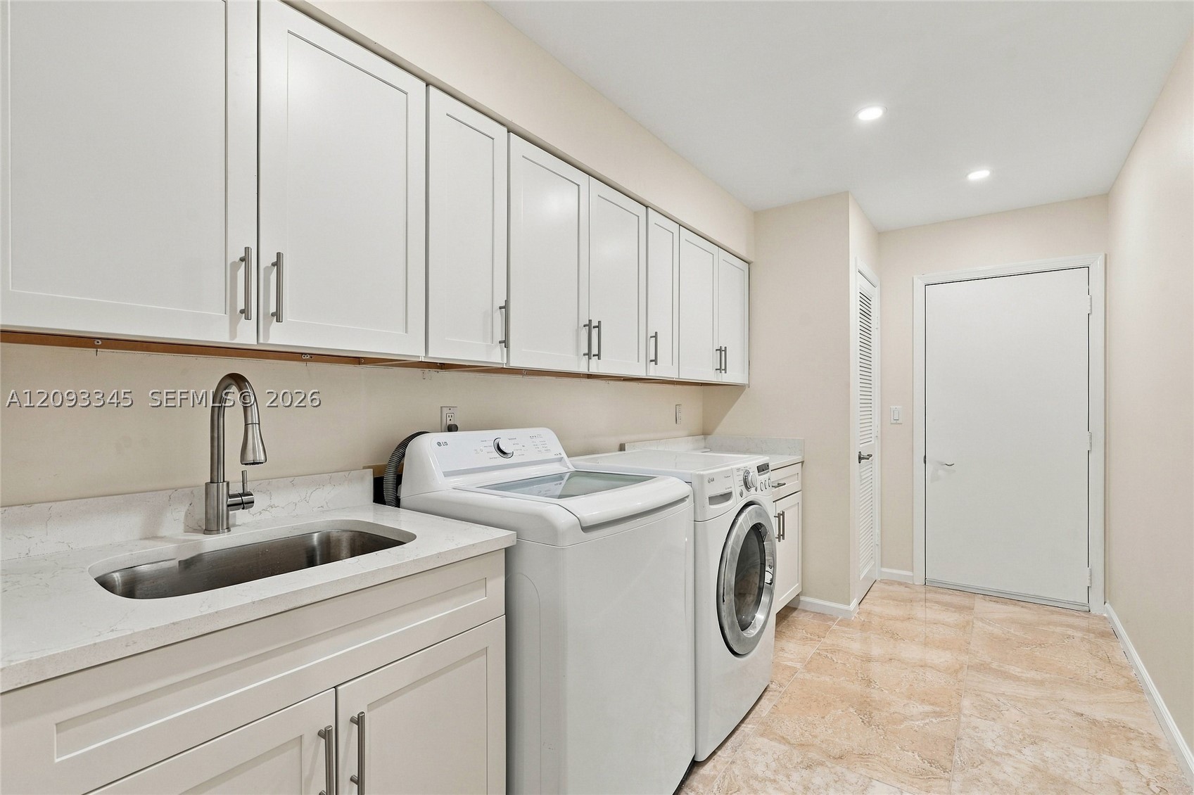 444 Glenbrook Dr, Atlantis FL 33462