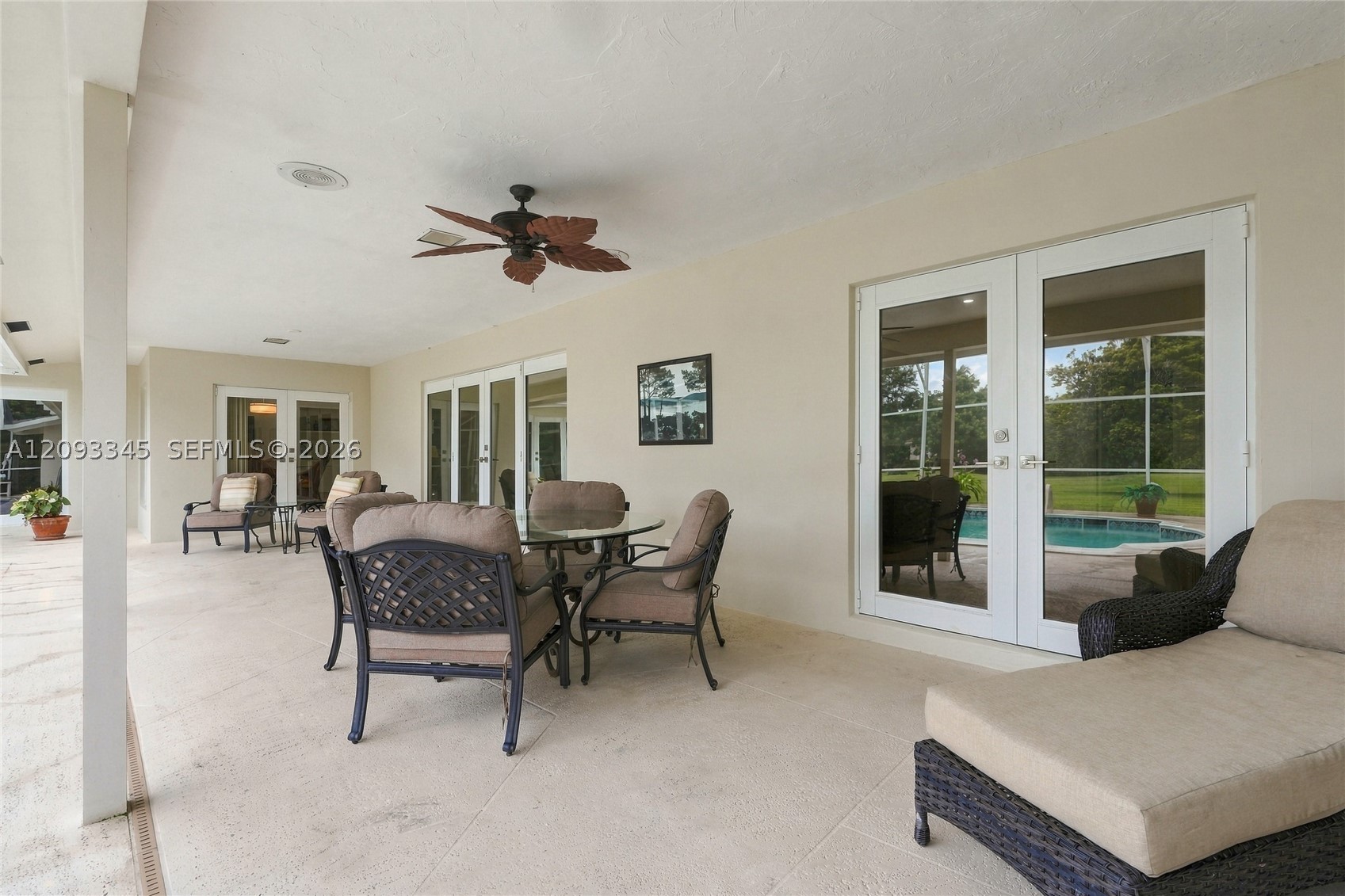 444 Glenbrook Dr, Atlantis FL 33462