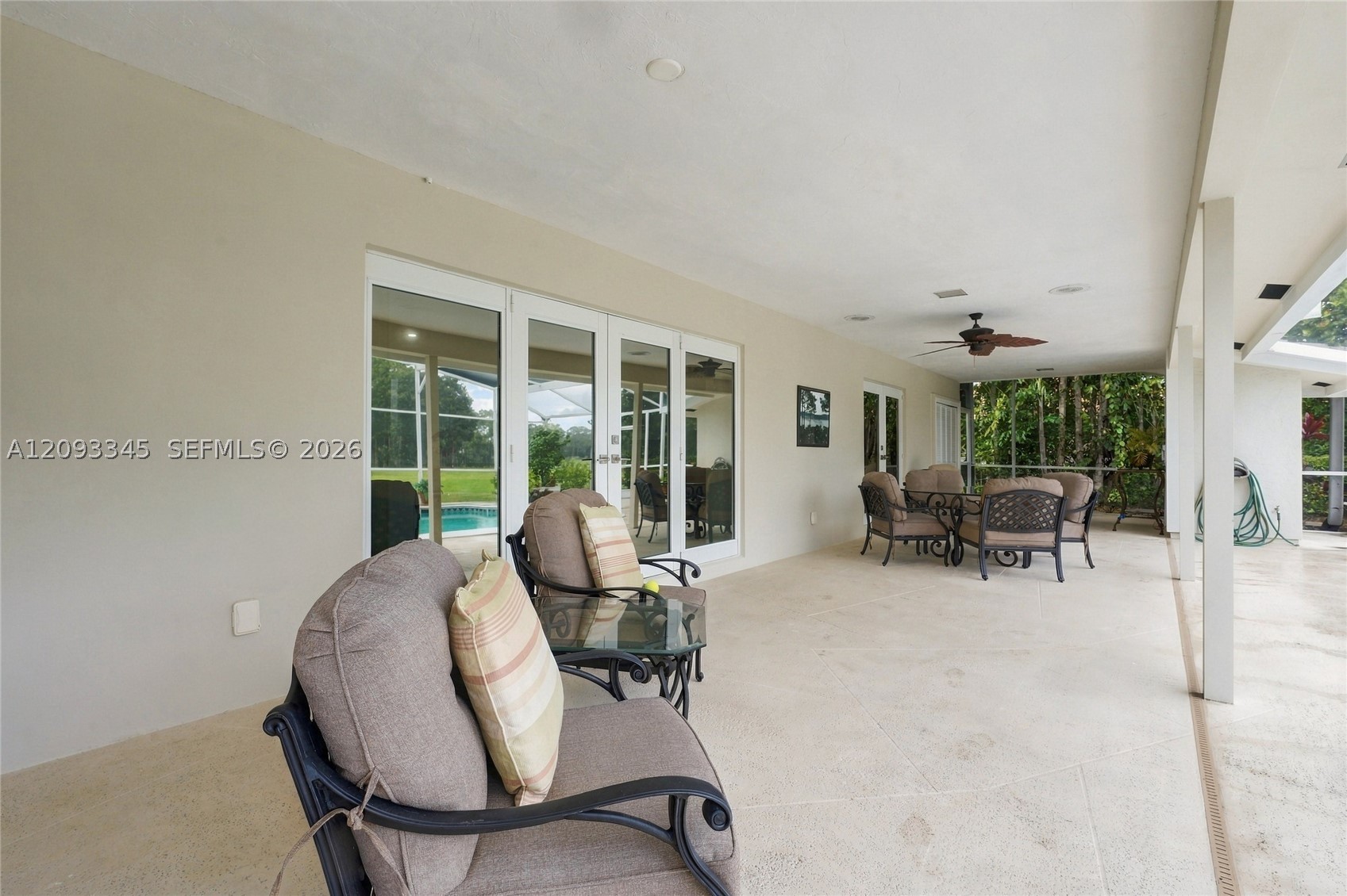 444 Glenbrook Dr, Atlantis FL 33462