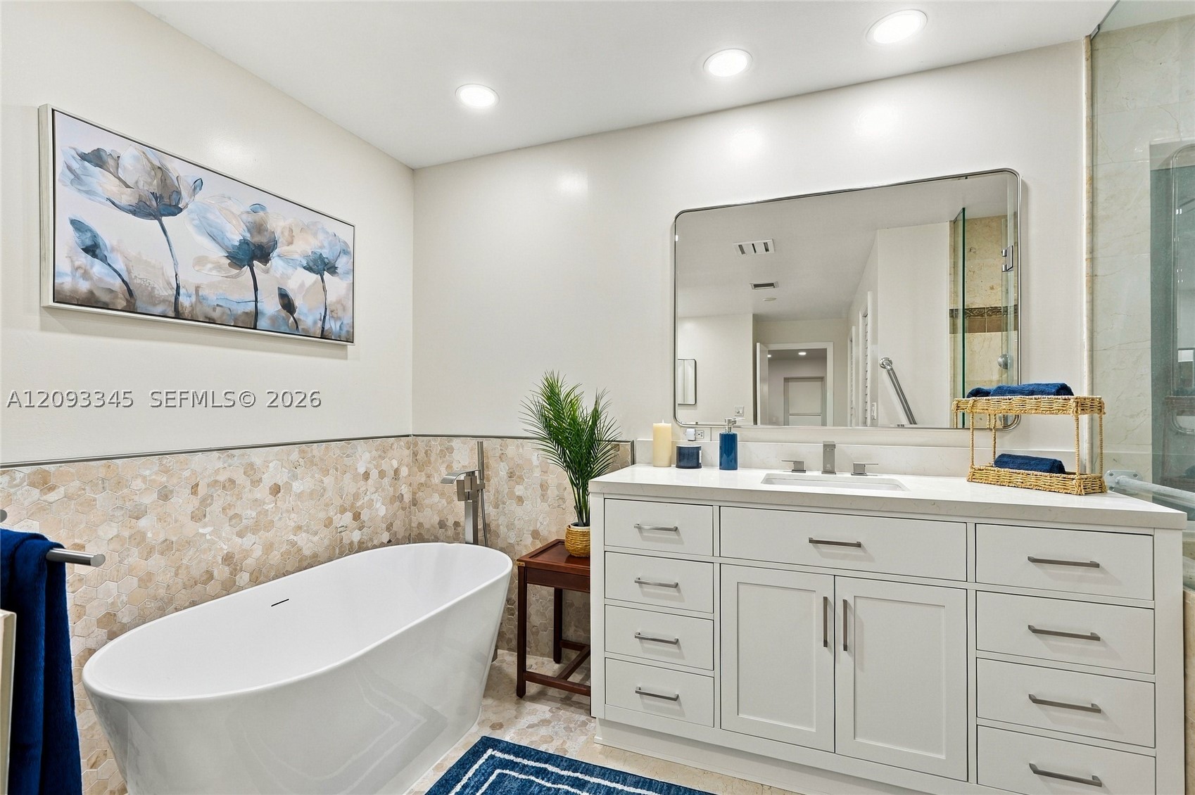 444 Glenbrook Dr, Atlantis FL 33462