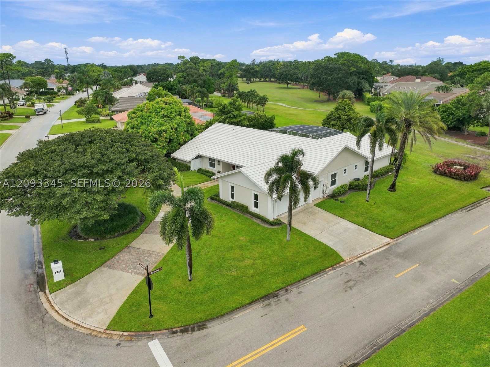 444 Glenbrook Dr, Atlantis FL 33462