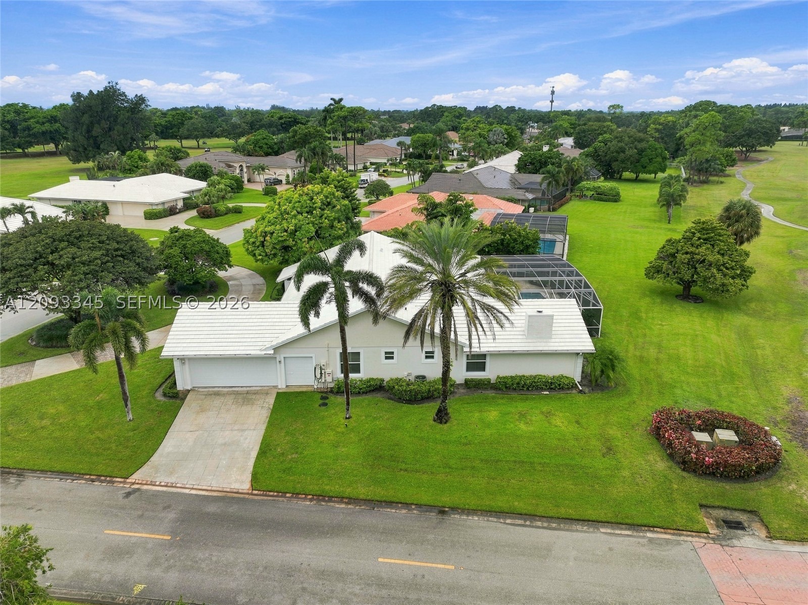 444 Glenbrook Dr, Atlantis FL 33462