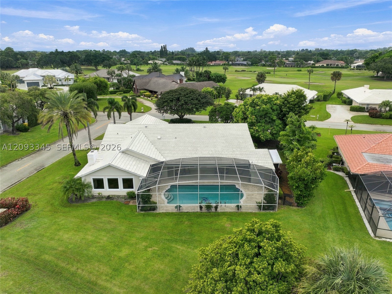 444 Glenbrook Dr, Atlantis FL 33462
