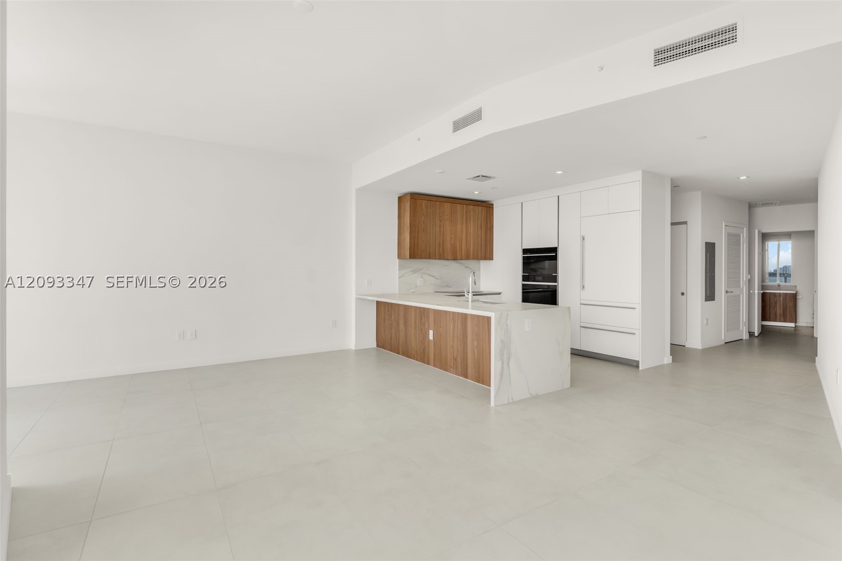 1400 Biscayne Blvd #706, Miami FL 33132