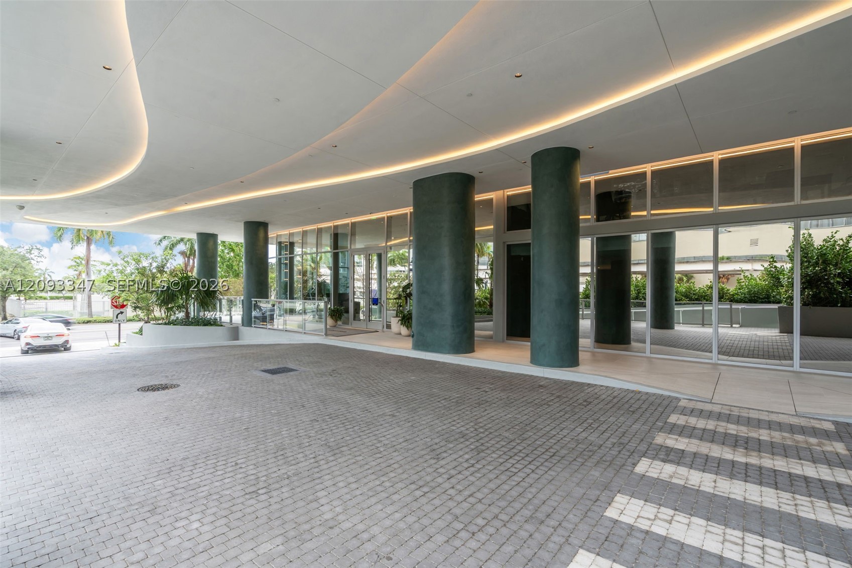 1400 Biscayne Blvd #706, Miami FL 33132