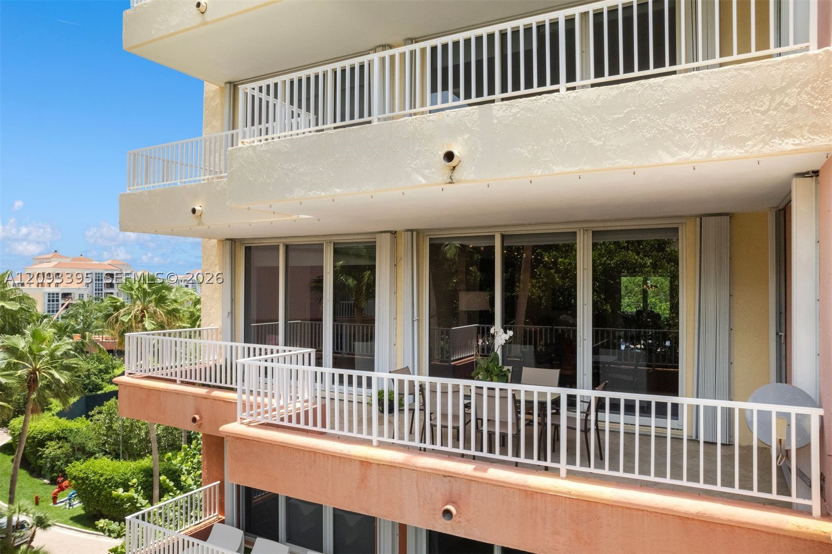 781 Crandon Blvd #401, Key Biscayne FL 33149