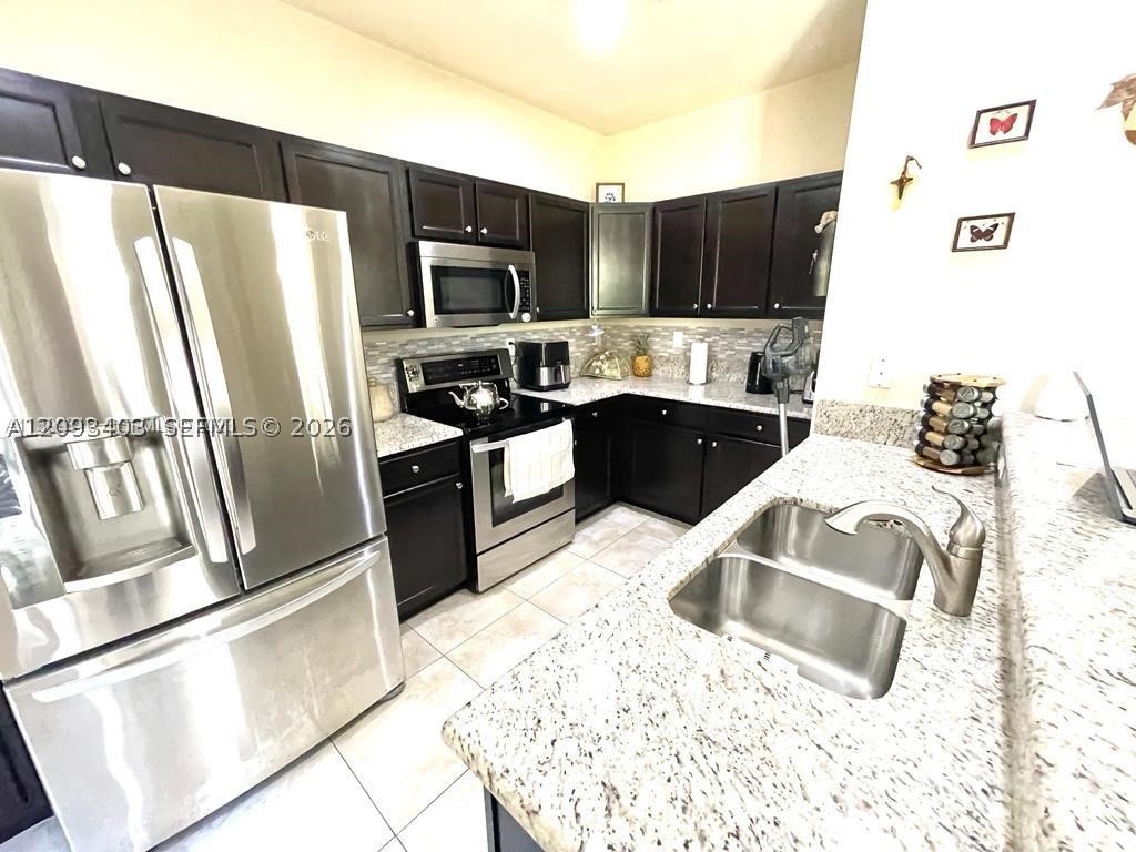 17030 SW 95th Ter #17030, Miami FL 33196