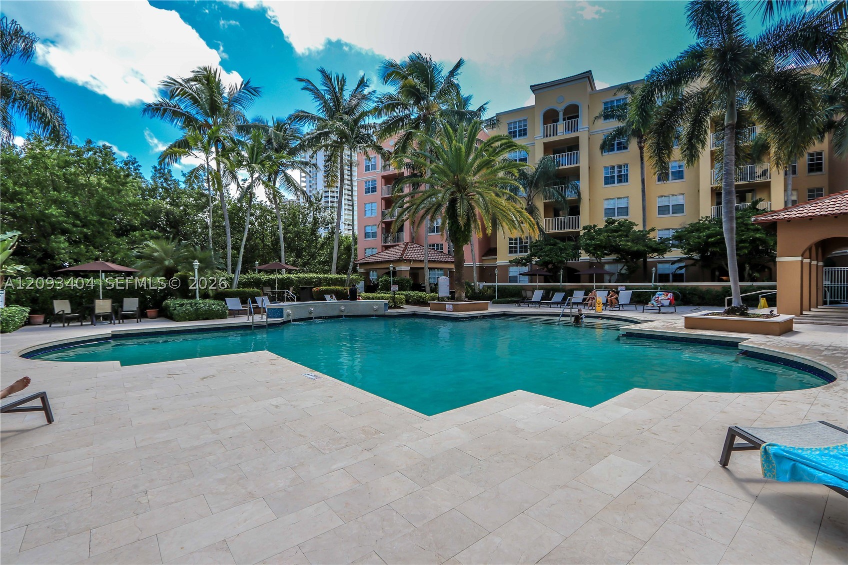 19555 E Country Club Dr #8202, Aventura FL 33180