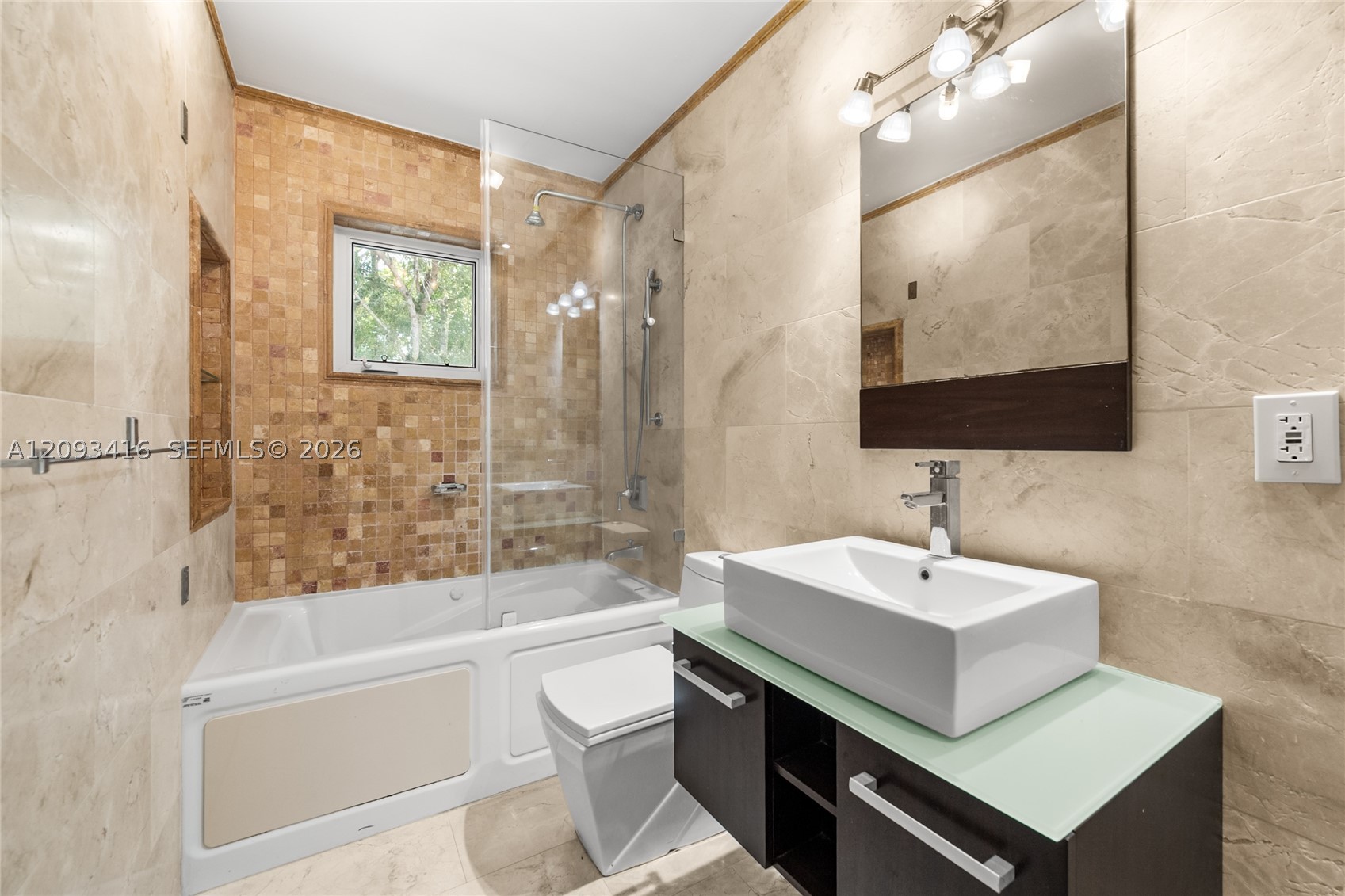 1543 Dorado Ave, Coral Gables FL 33146