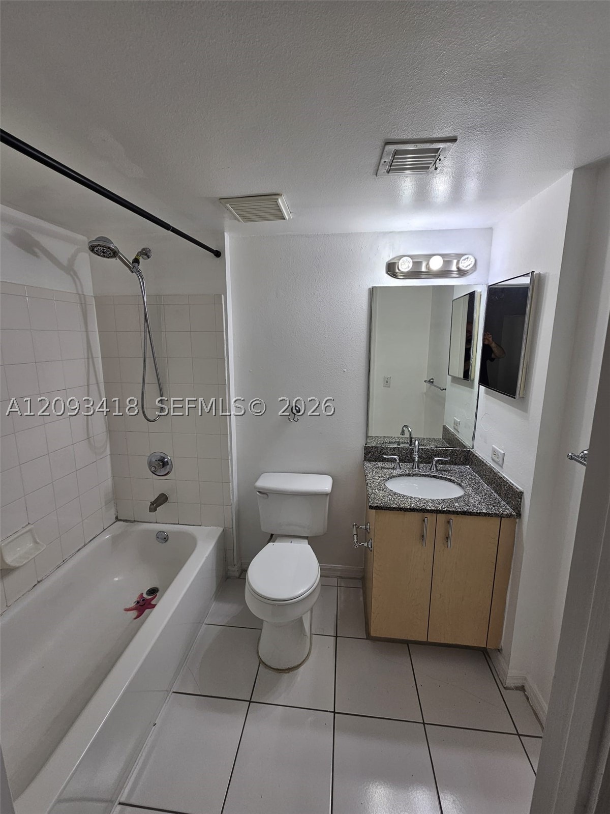 2451 Centergate Dr #204, Miramar FL 33025