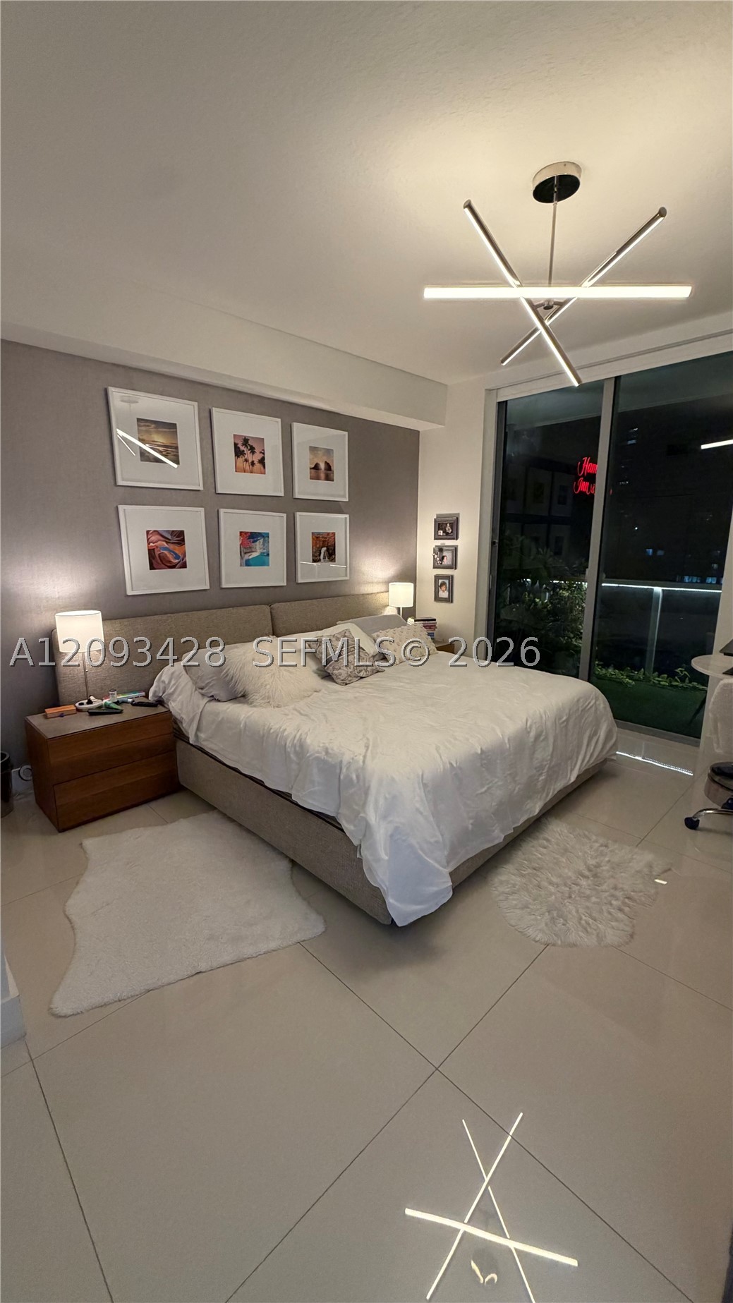 79 SW 12th St #1703-S, Miami FL 33130