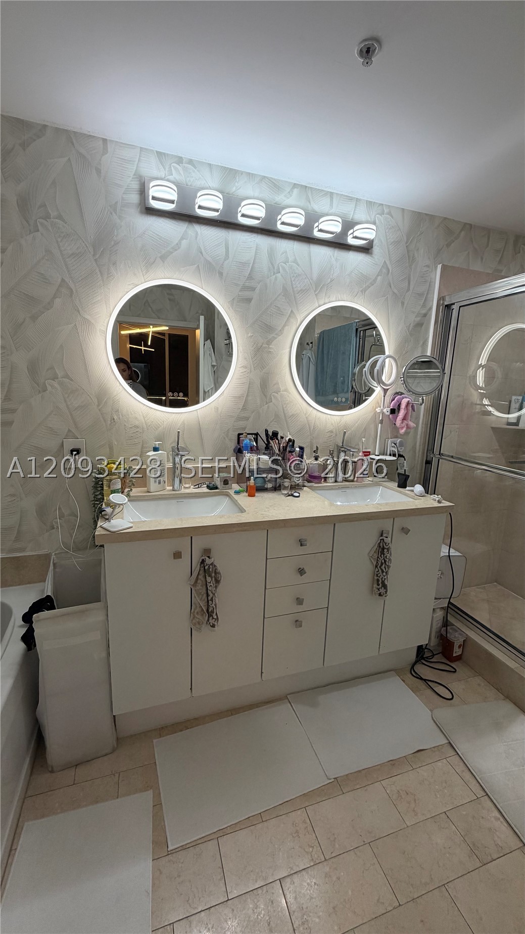 79 SW 12th St #1703-S, Miami FL 33130