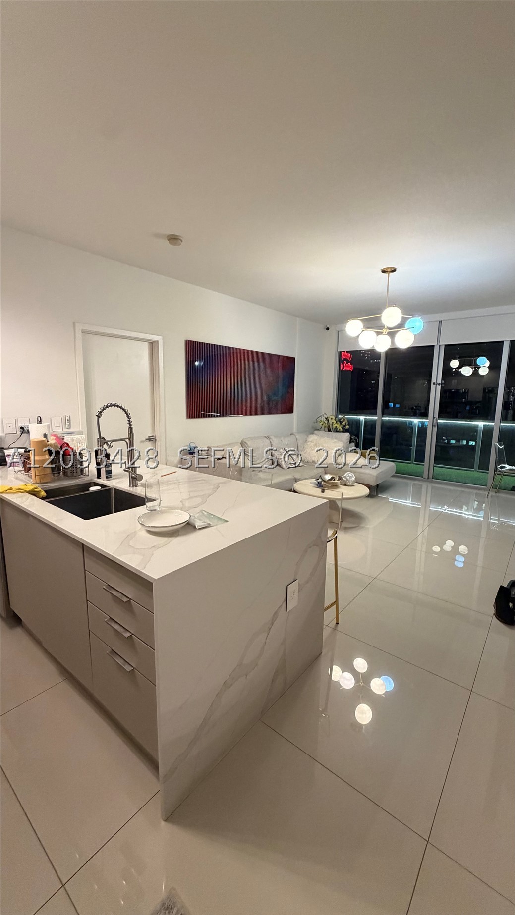 79 SW 12th St #1703-S, Miami FL 33130