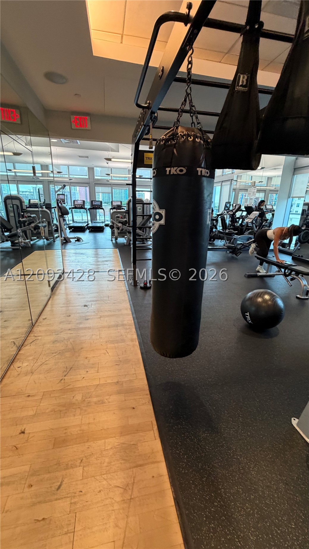 79 SW 12th St #1703-S, Miami FL 33130
