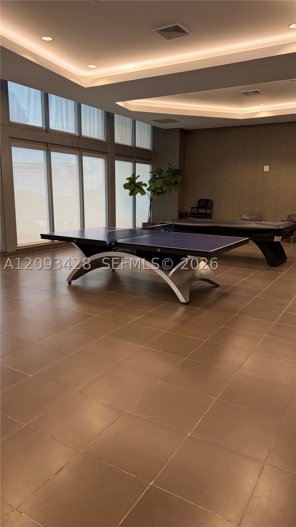 79 SW 12th St #1703-S, Miami FL 33130