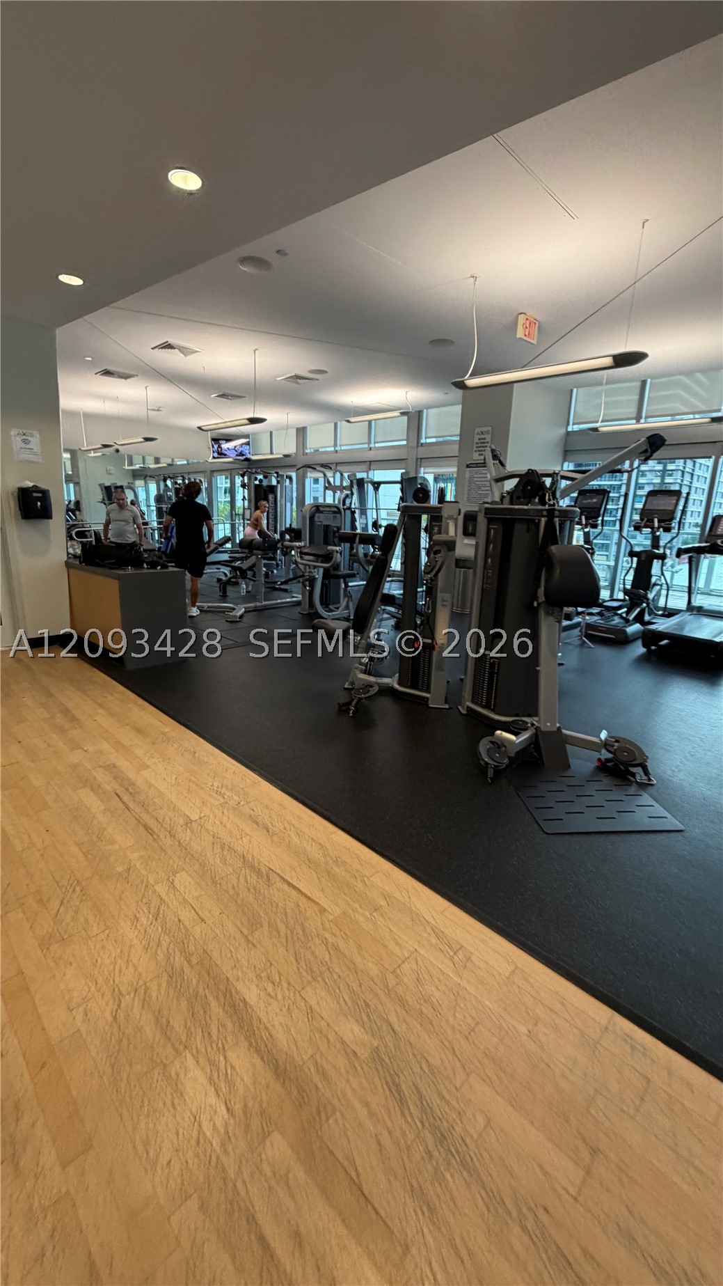 79 SW 12th St #1703-S, Miami FL 33130