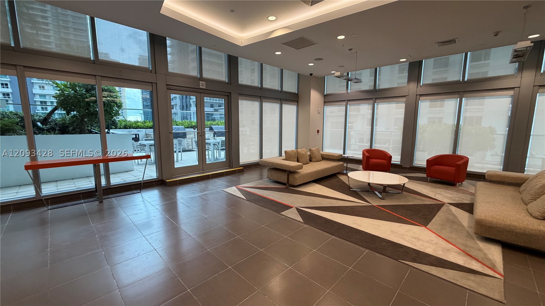 79 SW 12th St #1703-S, Miami FL 33130