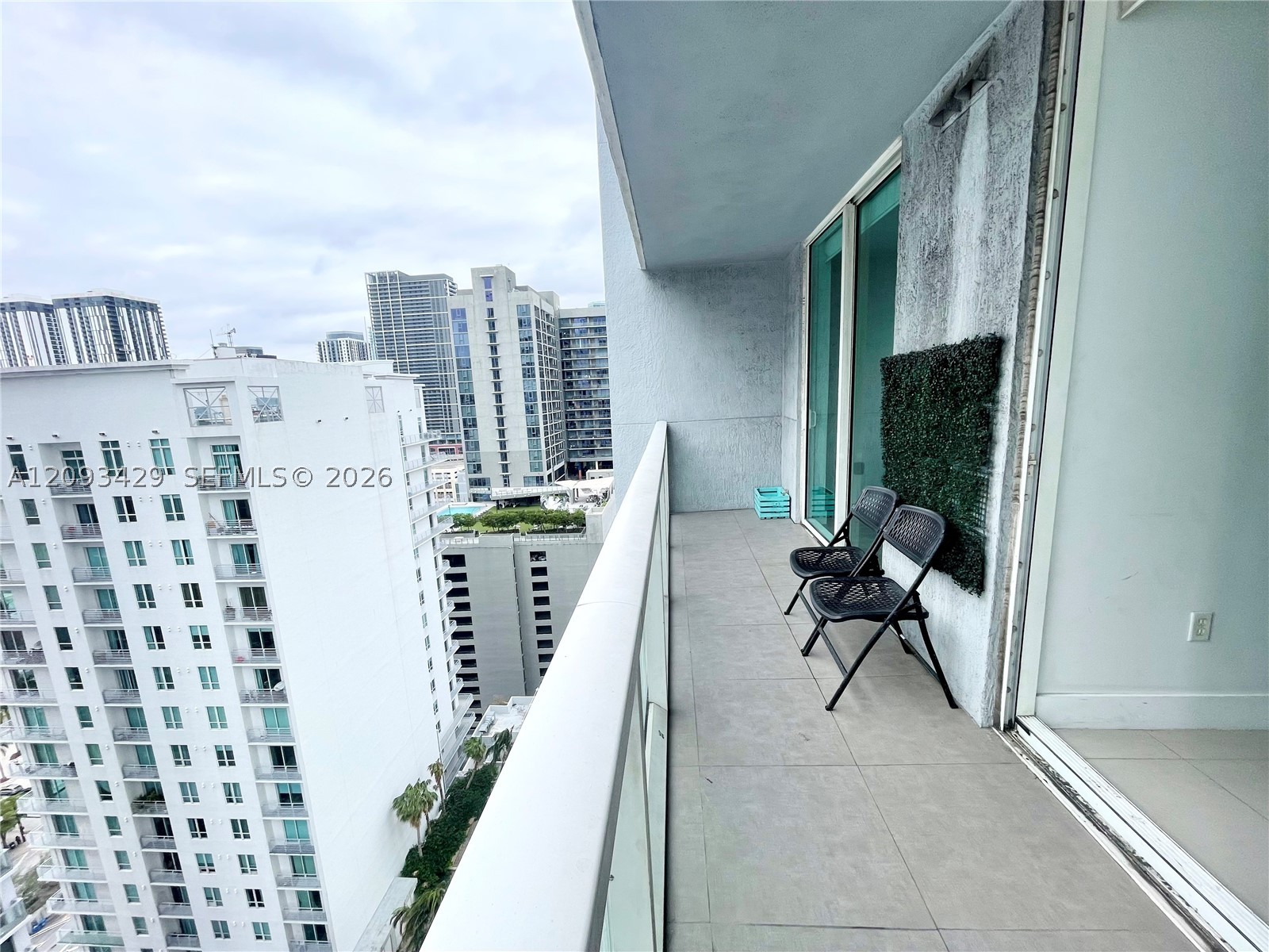 253 NE 2nd St #2506, Miami FL 33132