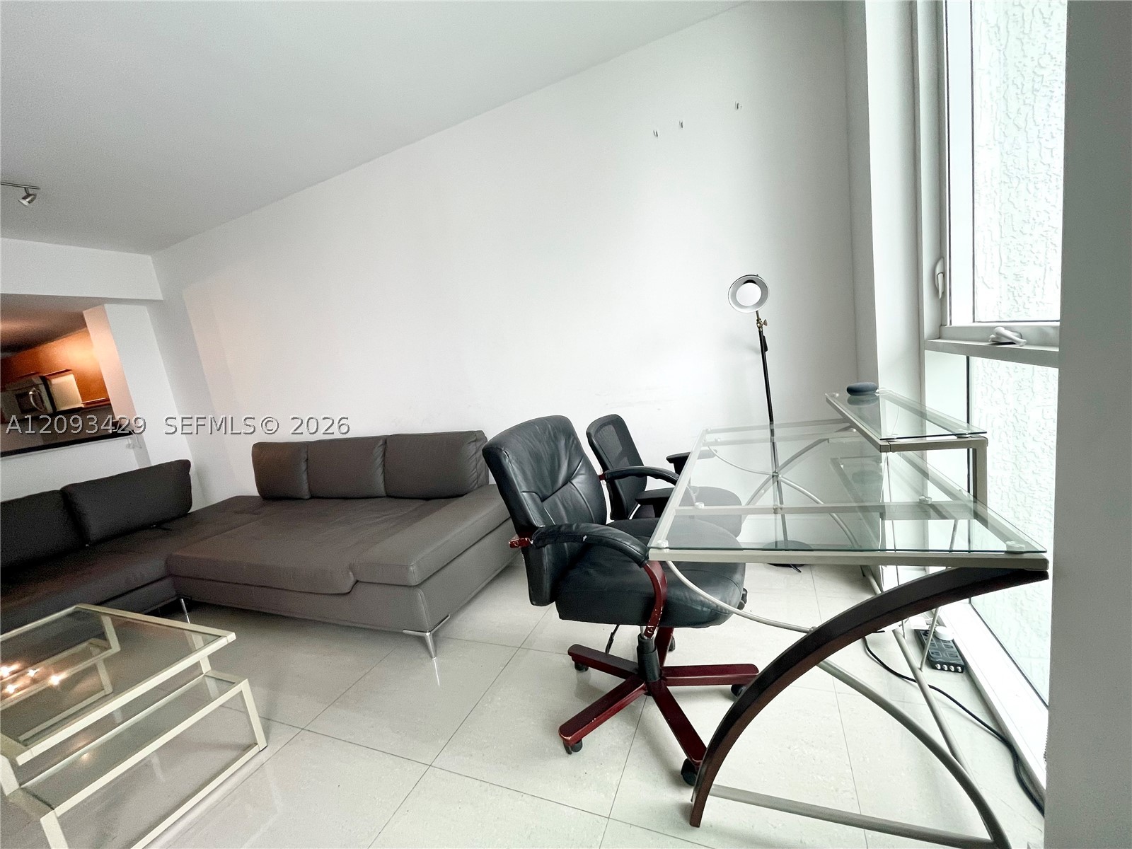 253 NE 2nd St #2506, Miami FL 33132