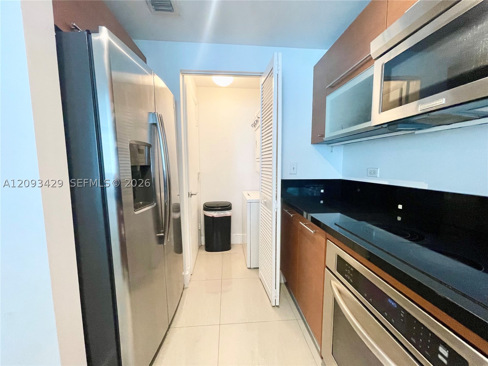 253 NE 2nd St #2506, Miami FL 33132