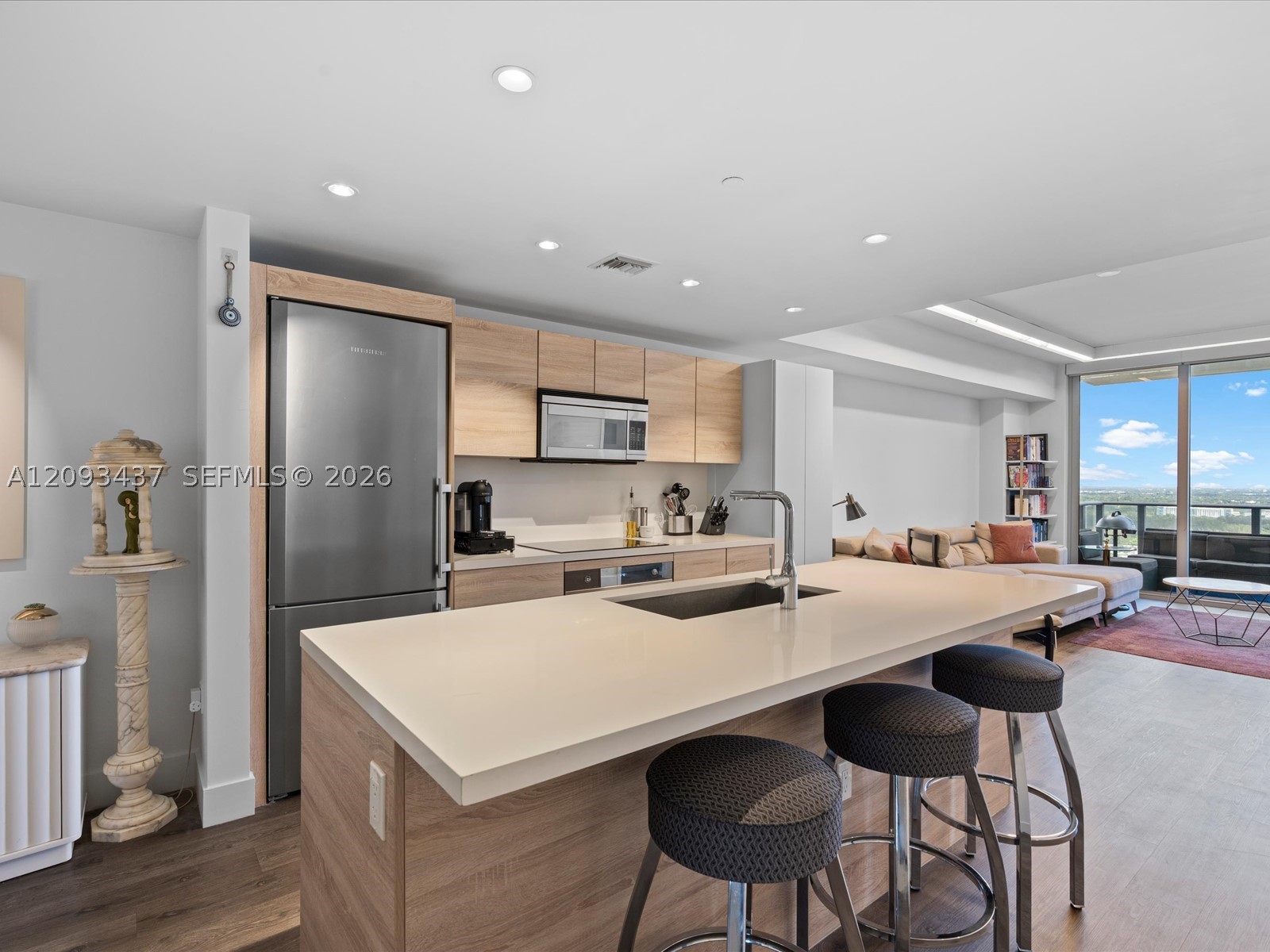 16385 Biscayne Blvd #3103, North Miami Beach FL 33160