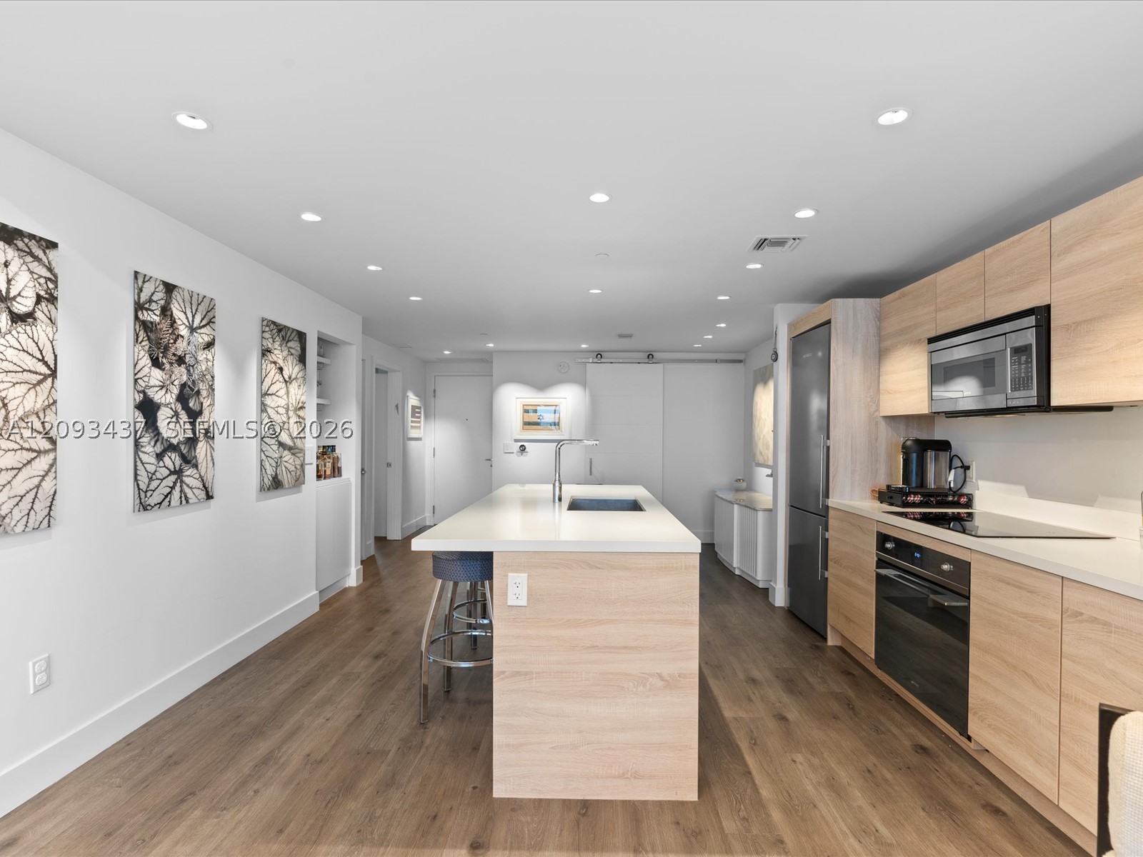 16385 Biscayne Blvd #3103, North Miami Beach FL 33160