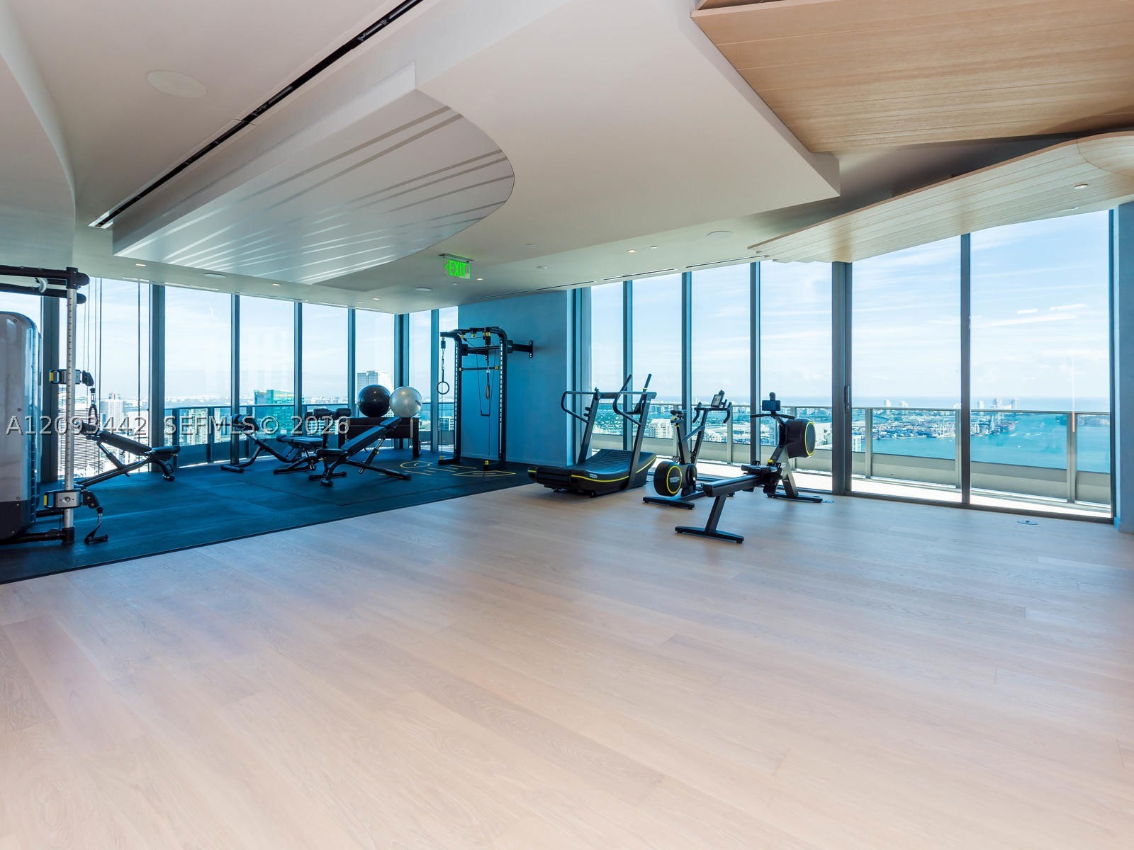 1000 Brickell Plz #4104, Miami FL 33131