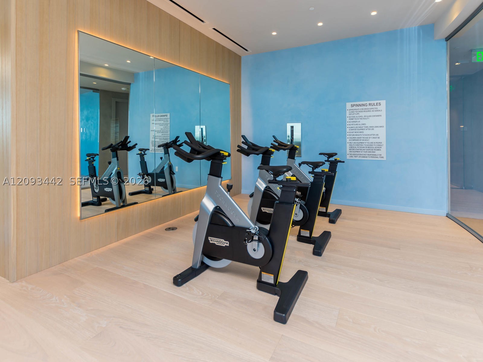 1000 Brickell Plz #4104, Miami FL 33131