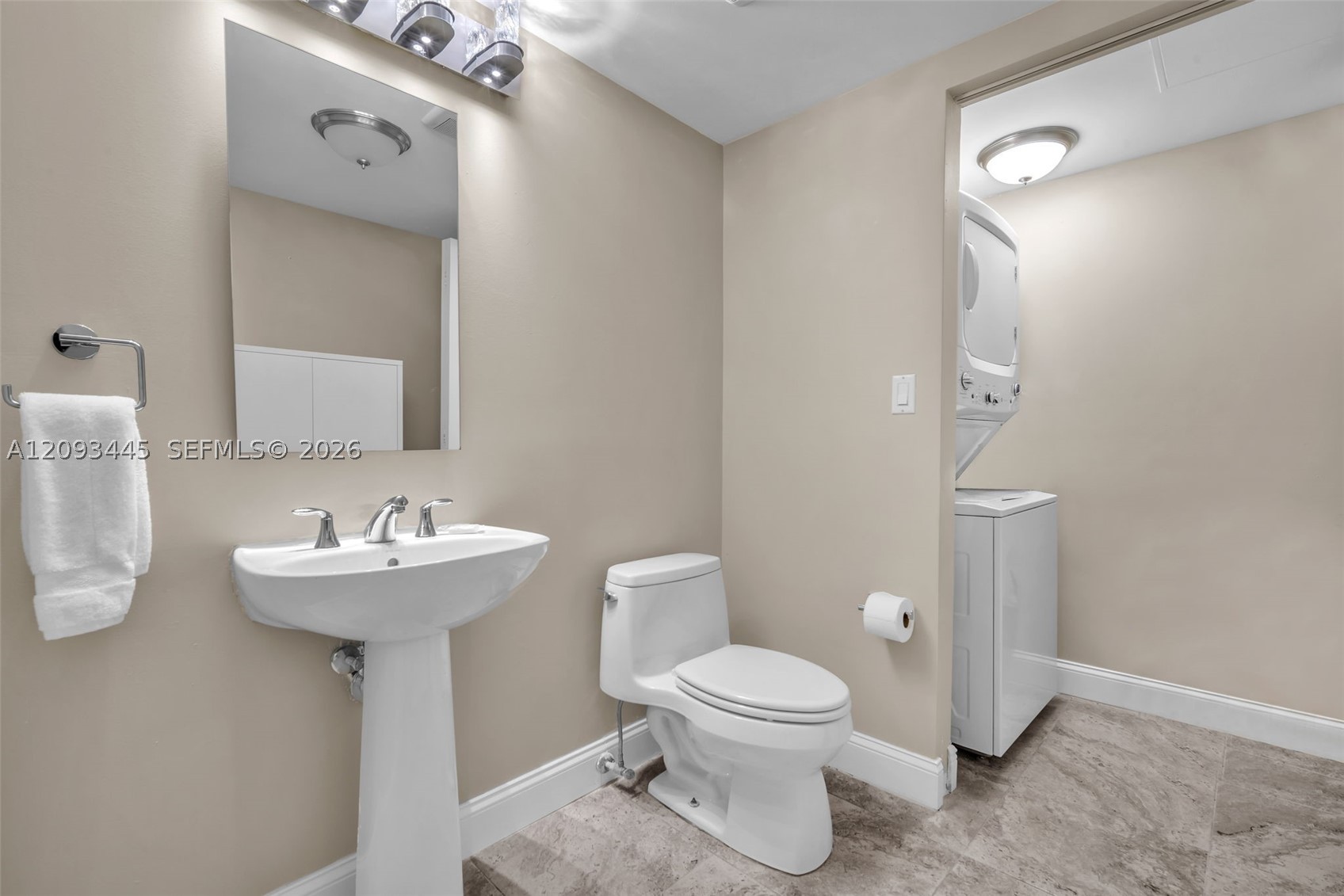 16699 Collins Ave #3010, Sunny Isles Beach FL 33160