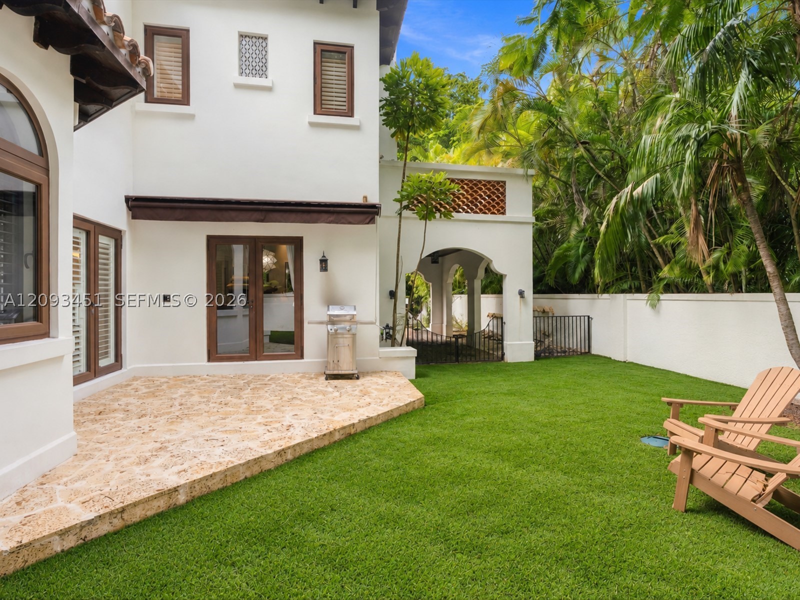 421 Sarto Ave, Coral Gables FL 33134