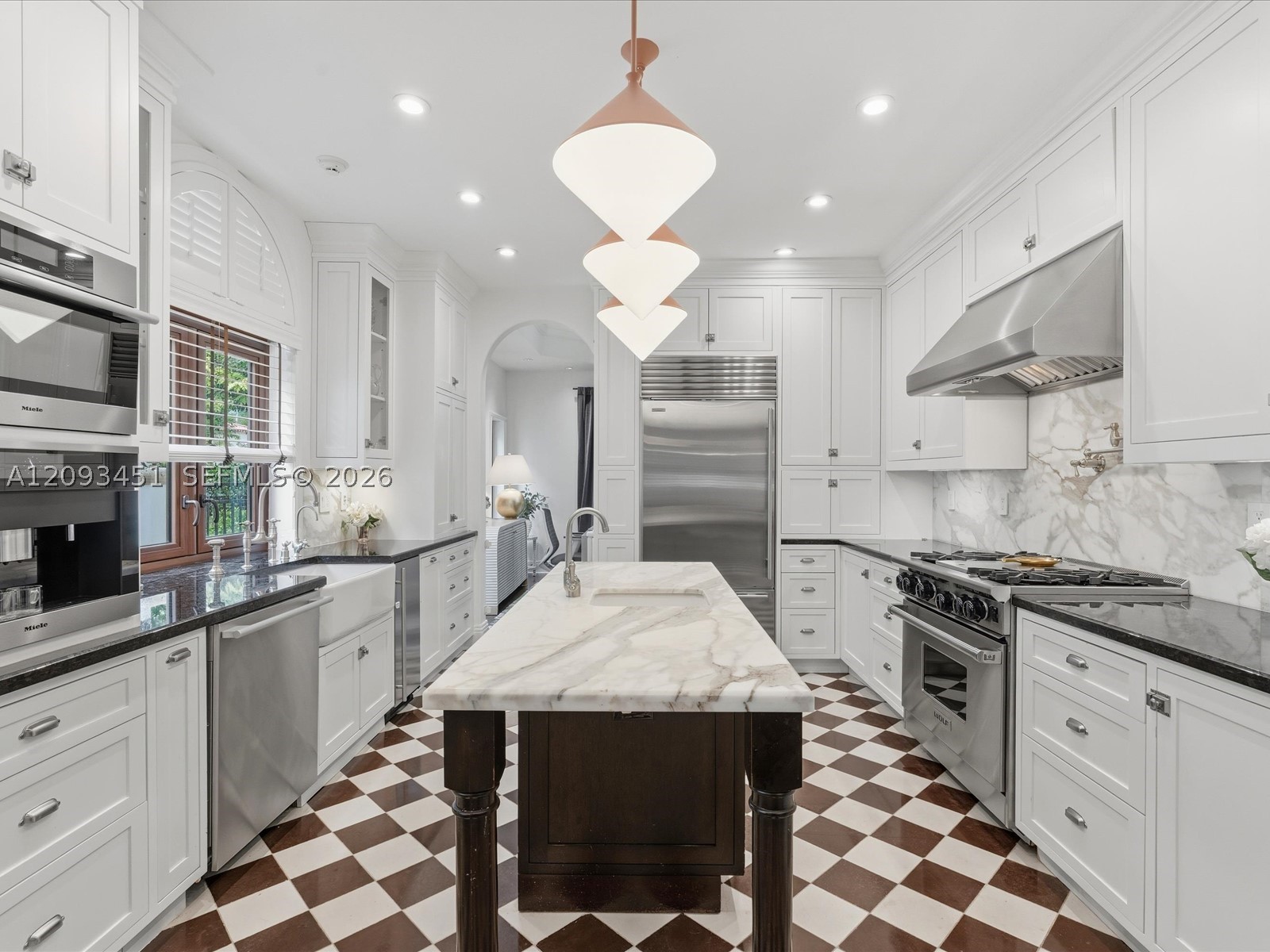421 Sarto Ave, Coral Gables FL 33134
