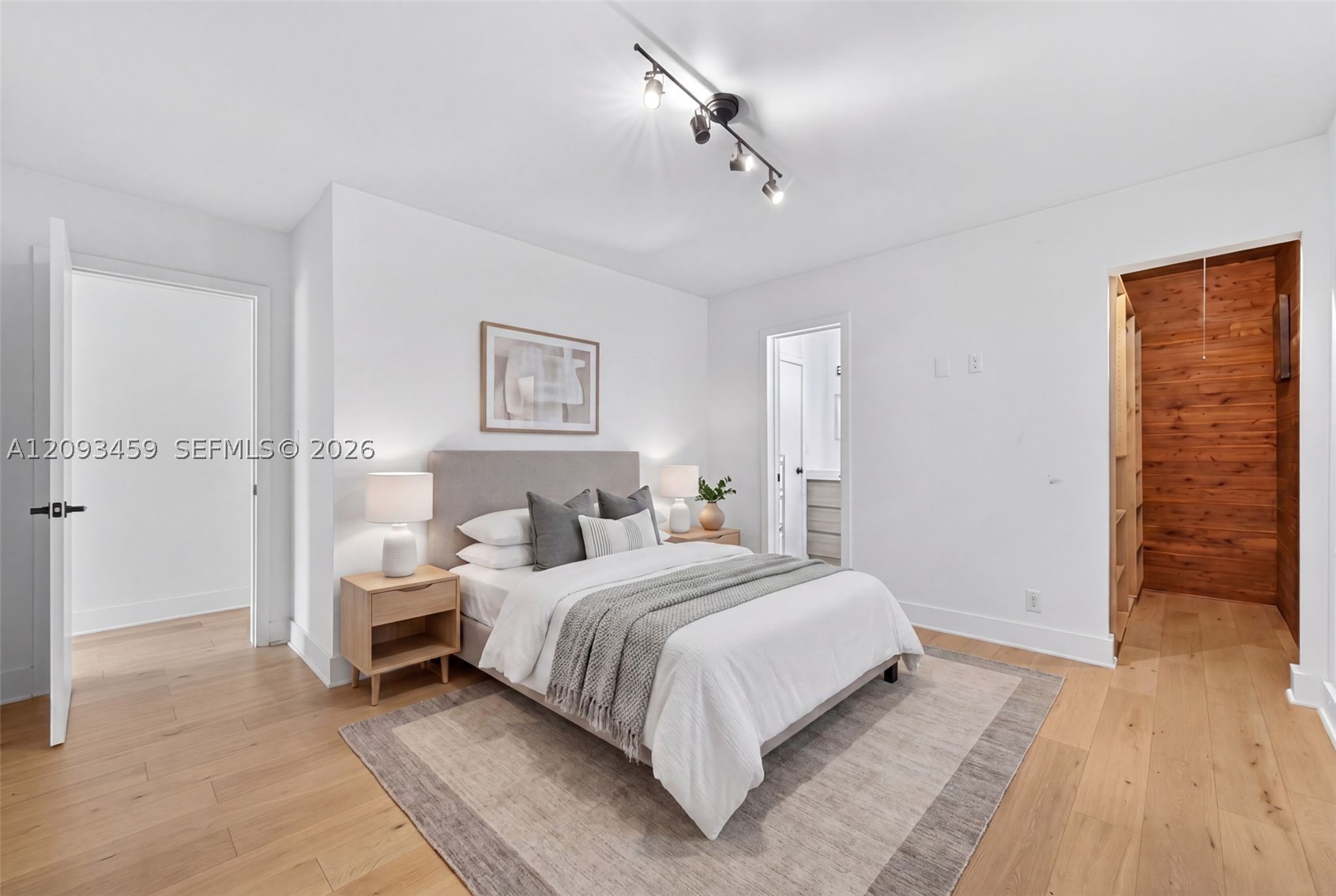 4353 Alton Rd, Miami Beach FL 33140