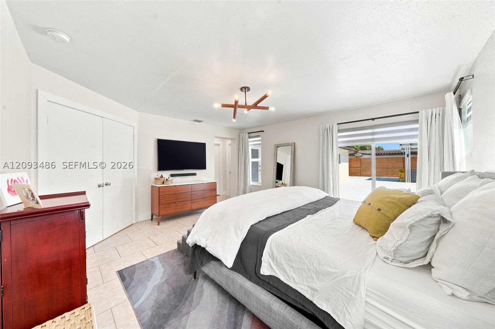 8031 SW 97th Ave, Miami FL 33173