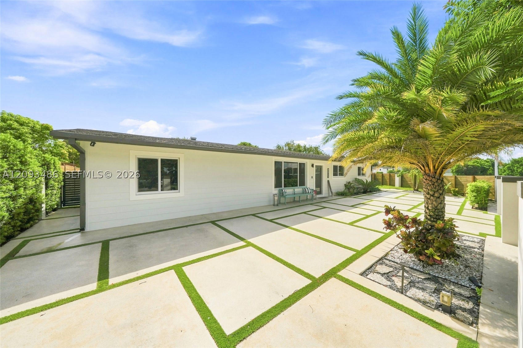 8031 SW 97th Ave, Miami FL 33173