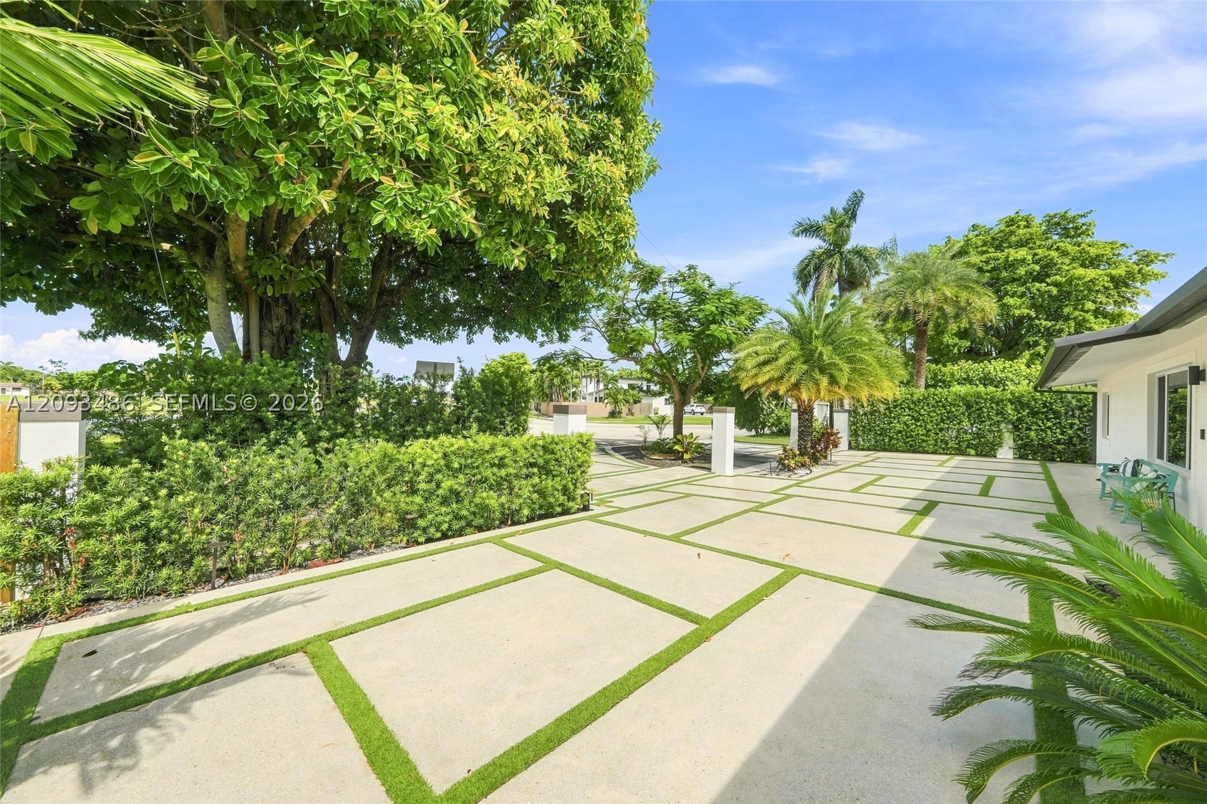 8031 SW 97th Ave, Miami FL 33173