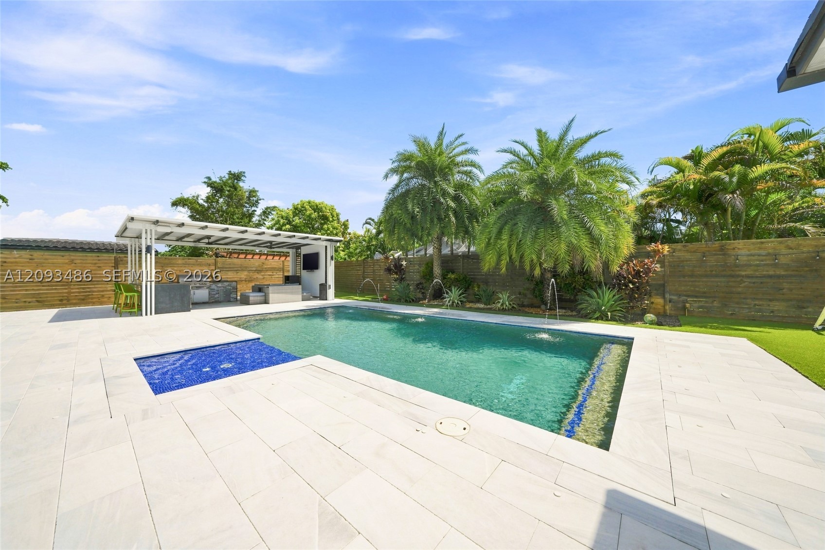 8031 SW 97th Ave, Miami FL 33173