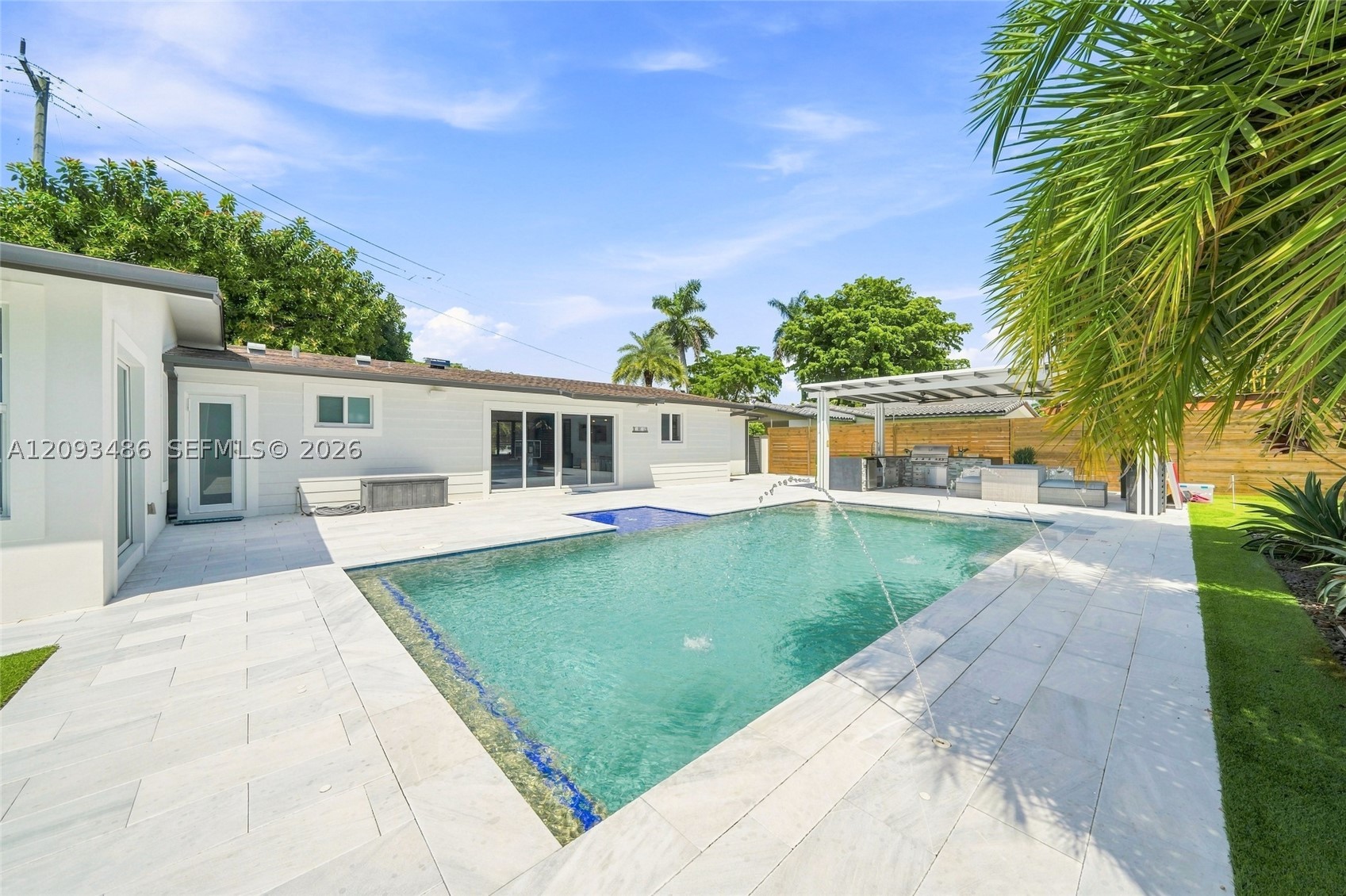 8031 SW 97th Ave, Miami FL 33173