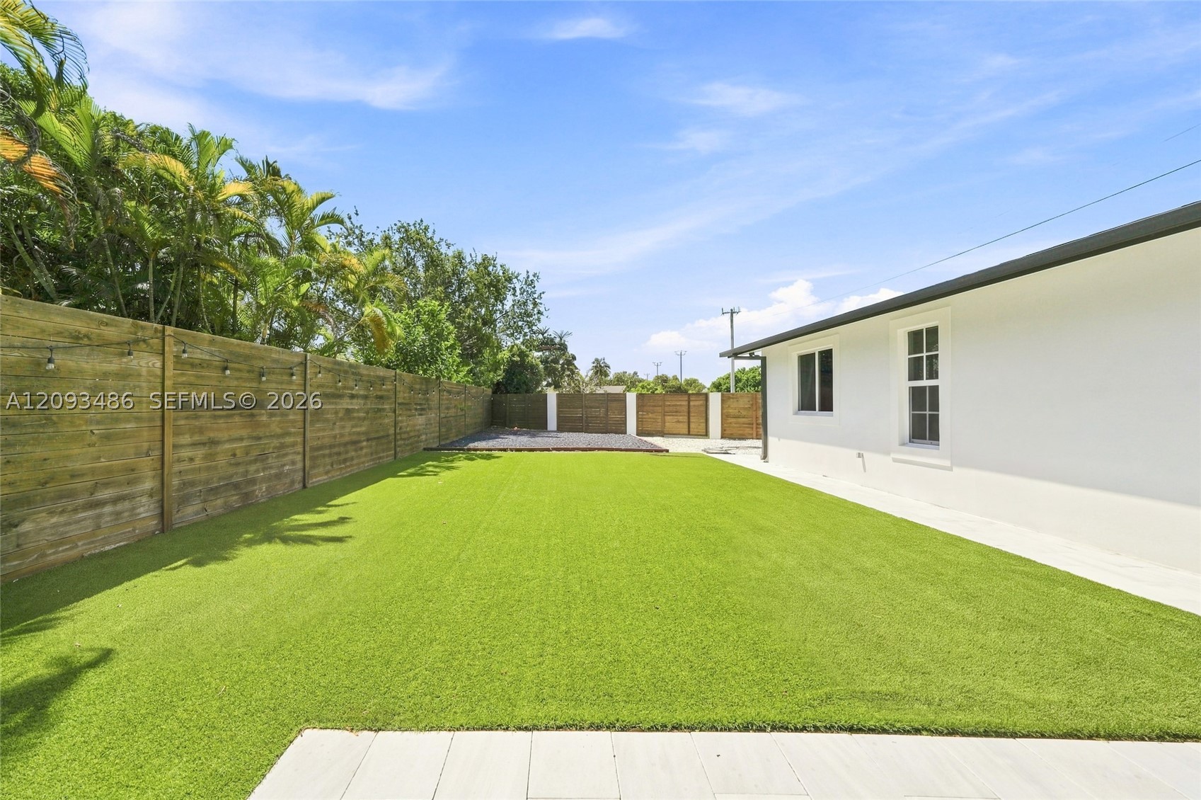 8031 SW 97th Ave, Miami FL 33173