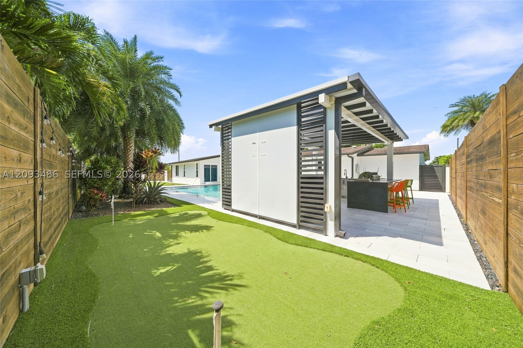 8031 SW 97th Ave, Miami FL 33173