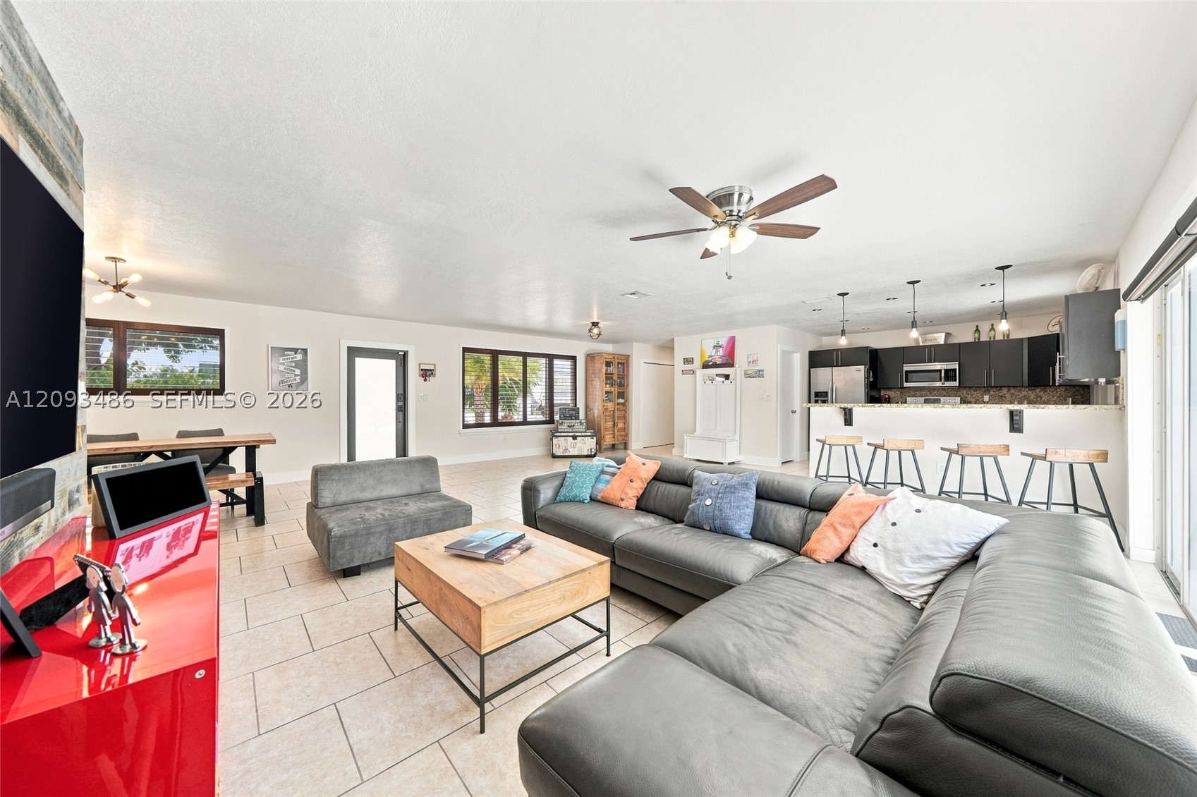 8031 SW 97th Ave, Miami FL 33173